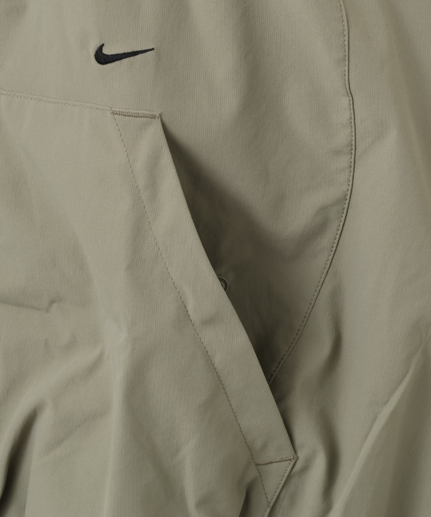 NIKE AS M NK UV TECH FZ HELIOS SUN JACKET GRAYの画像