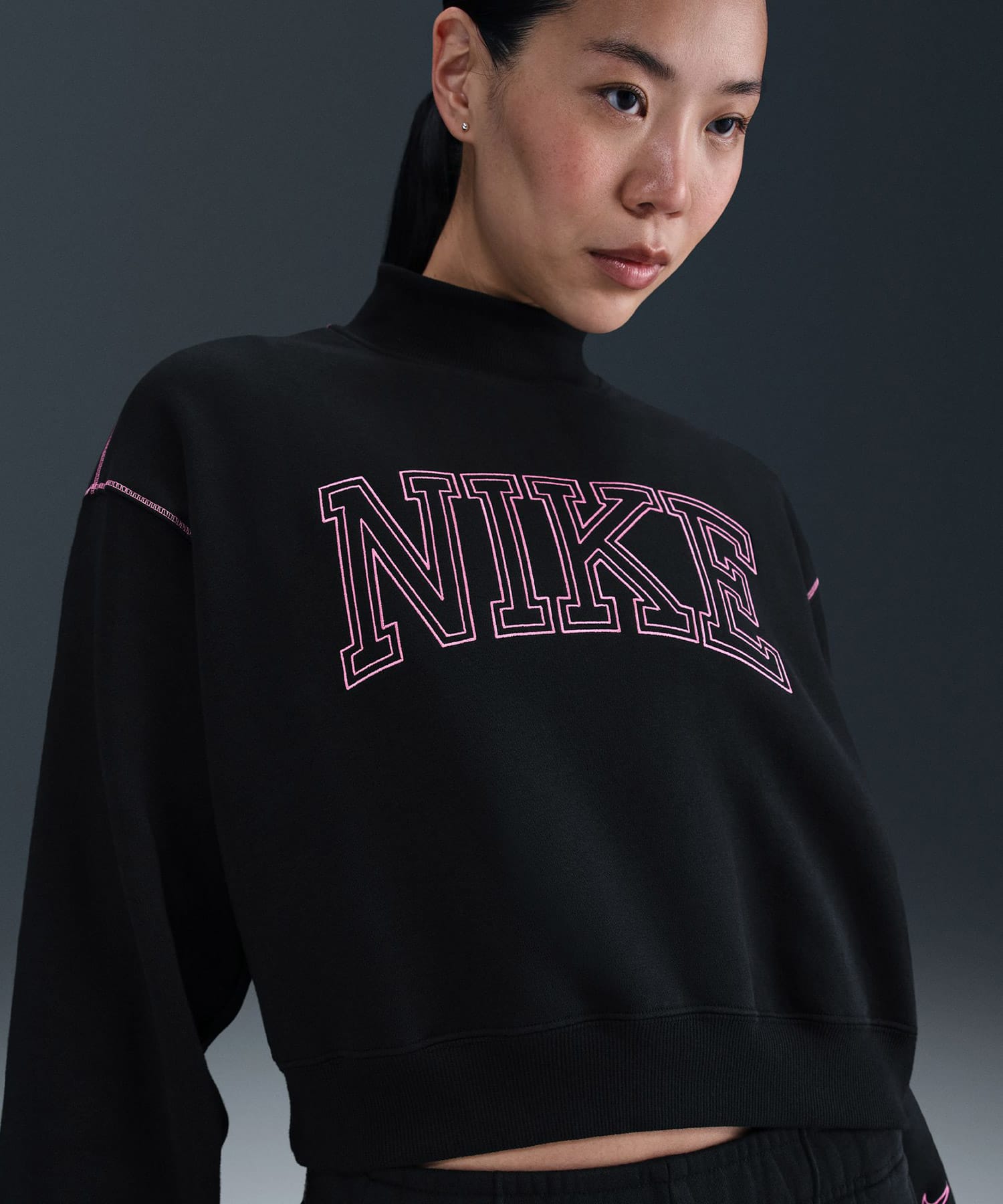 NIKE AS W NSW PHNX FLC LOGO MOCK NE BLACKの画像