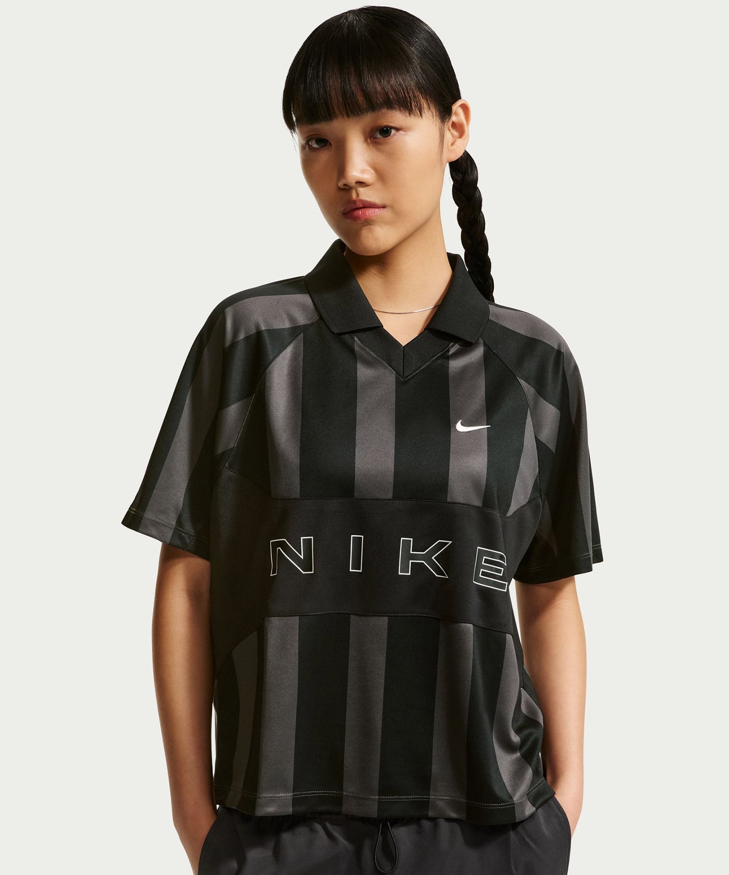 NIKE AS W NSW STREET OS SS STRP JSY BLACK/BLACK/BLACK/(CHALK)の画像