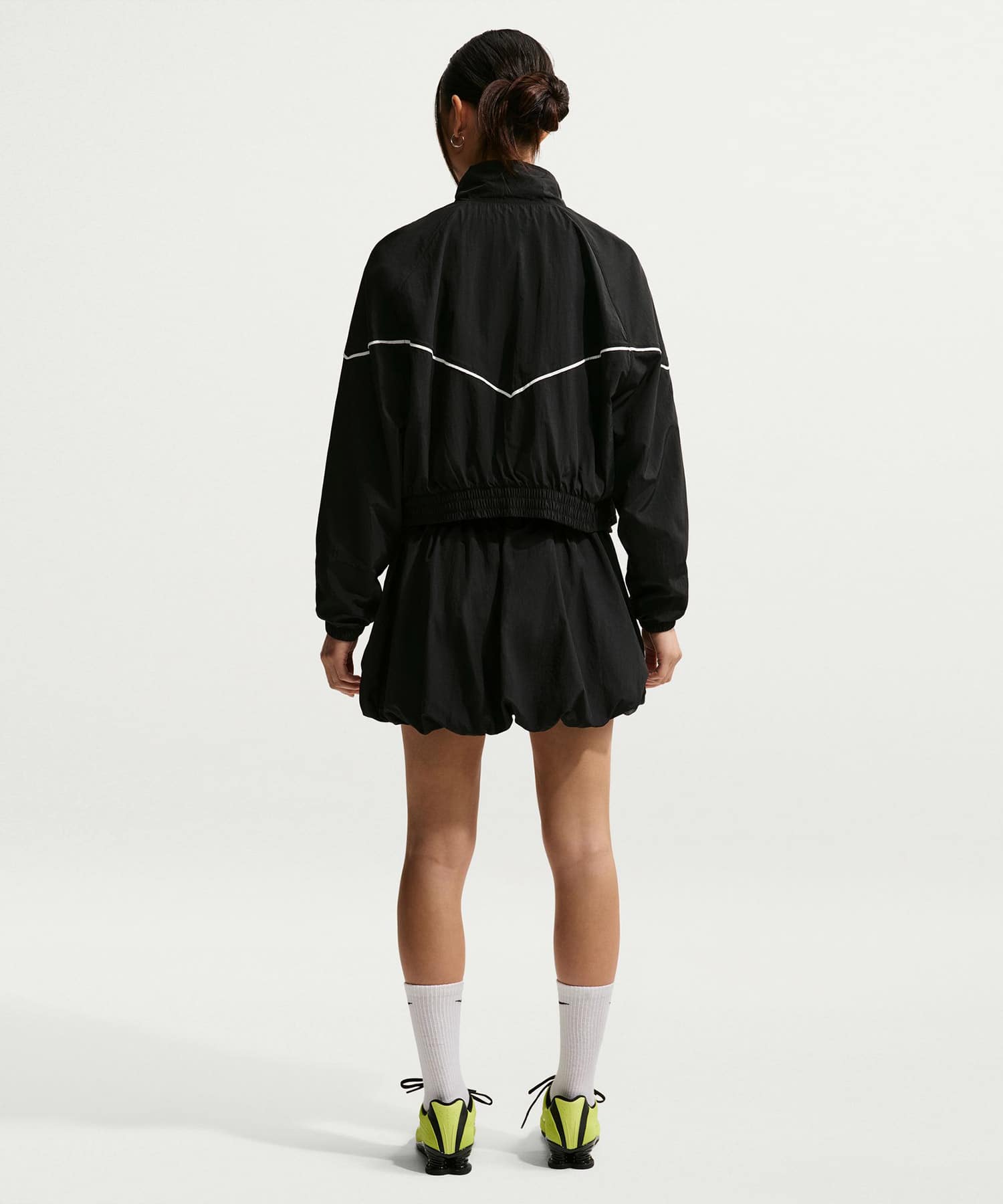 NIKE AS W NSW BUBBLE SKIRT BLACKの画像
