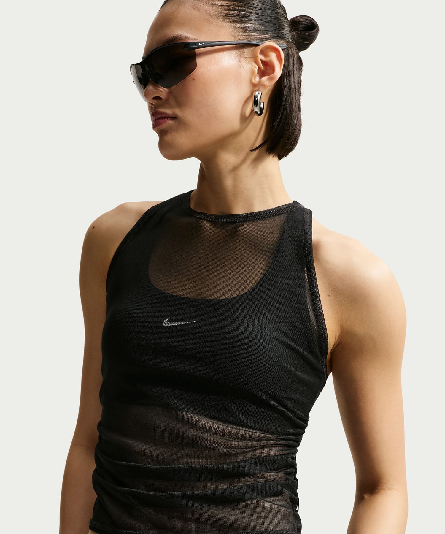 NIKE AS W NSW SHEER TANK BLACK/(SAIL)の画像