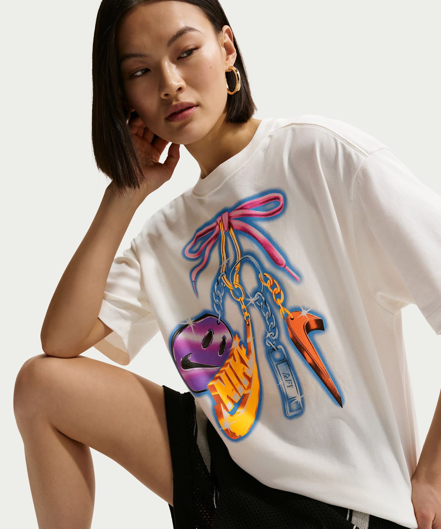 NIKE AS W NSW CLASSIC OS OC11 TEE SAILの画像