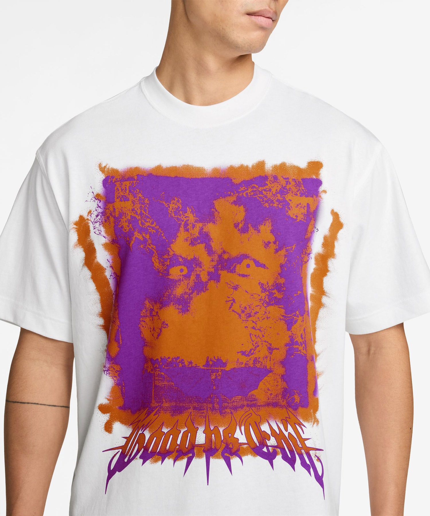 NIKE AS U NSW TEE LSE GOOD VS EVIL WHITEの画像