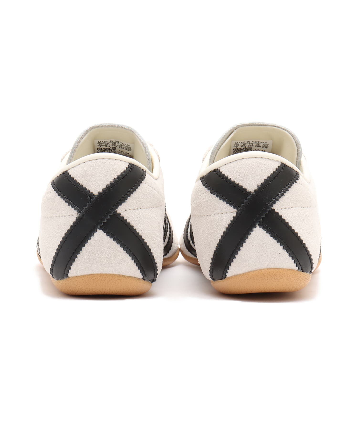 adidas TOKYO W OWHITE/CBLACK/GOLDMTの画像