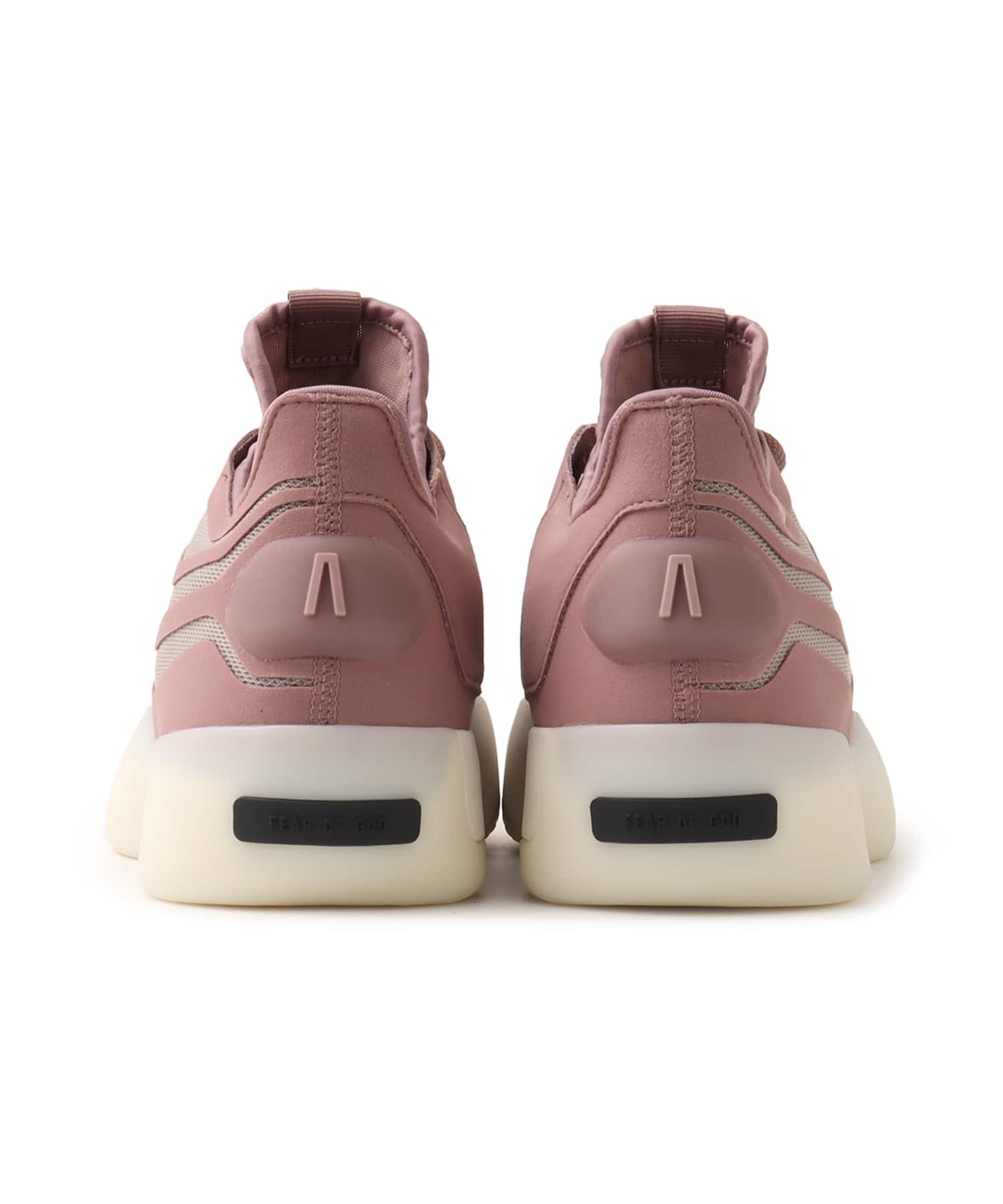 adidas FEAR OF GOD ATHLETICS II BASKETBALL WONOXI/WONOXI/WONOXIの画像