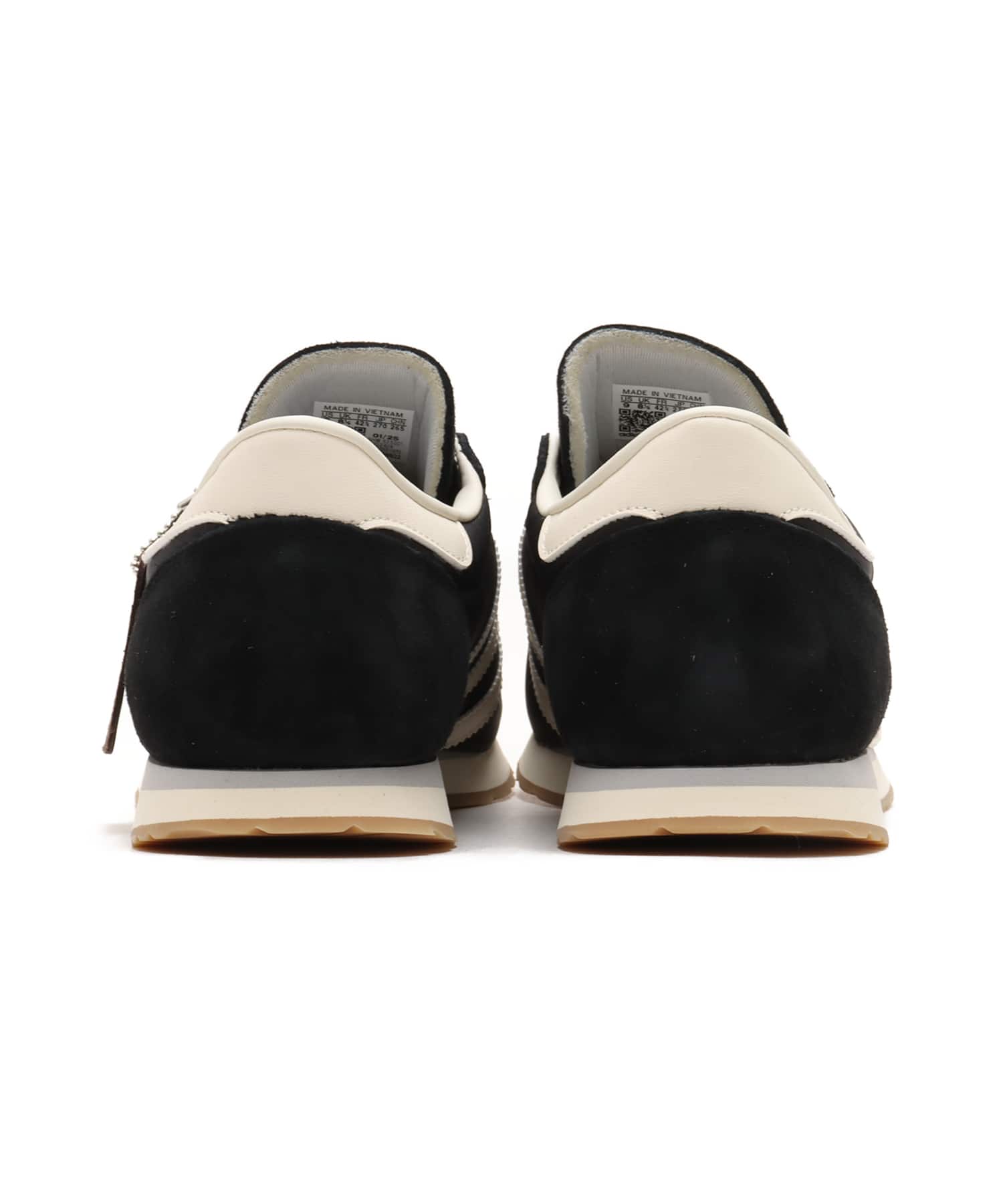 adidas PAMPANGA SPZL CORE BLACK/CHARK WHITE/OFF WHITEの画像