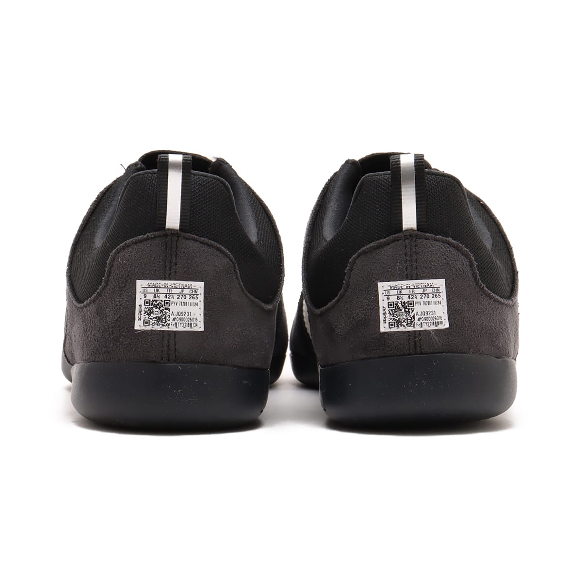 adidas BAD BUNNY BALLERINA CORE BLACK/CHARK WHITE/CARBONの画像
