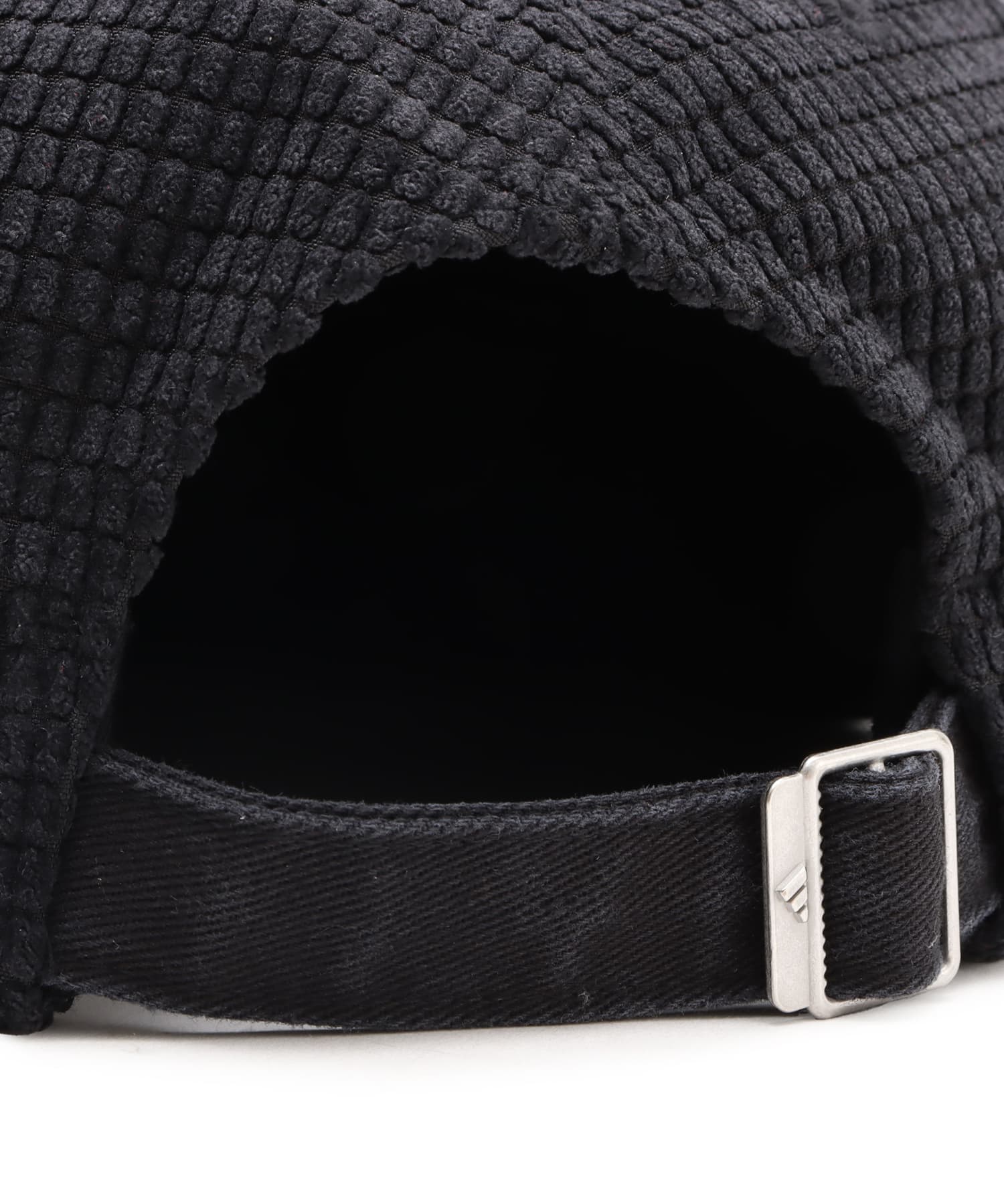 adidas EQUIPMENT CAP ブラックの画像
