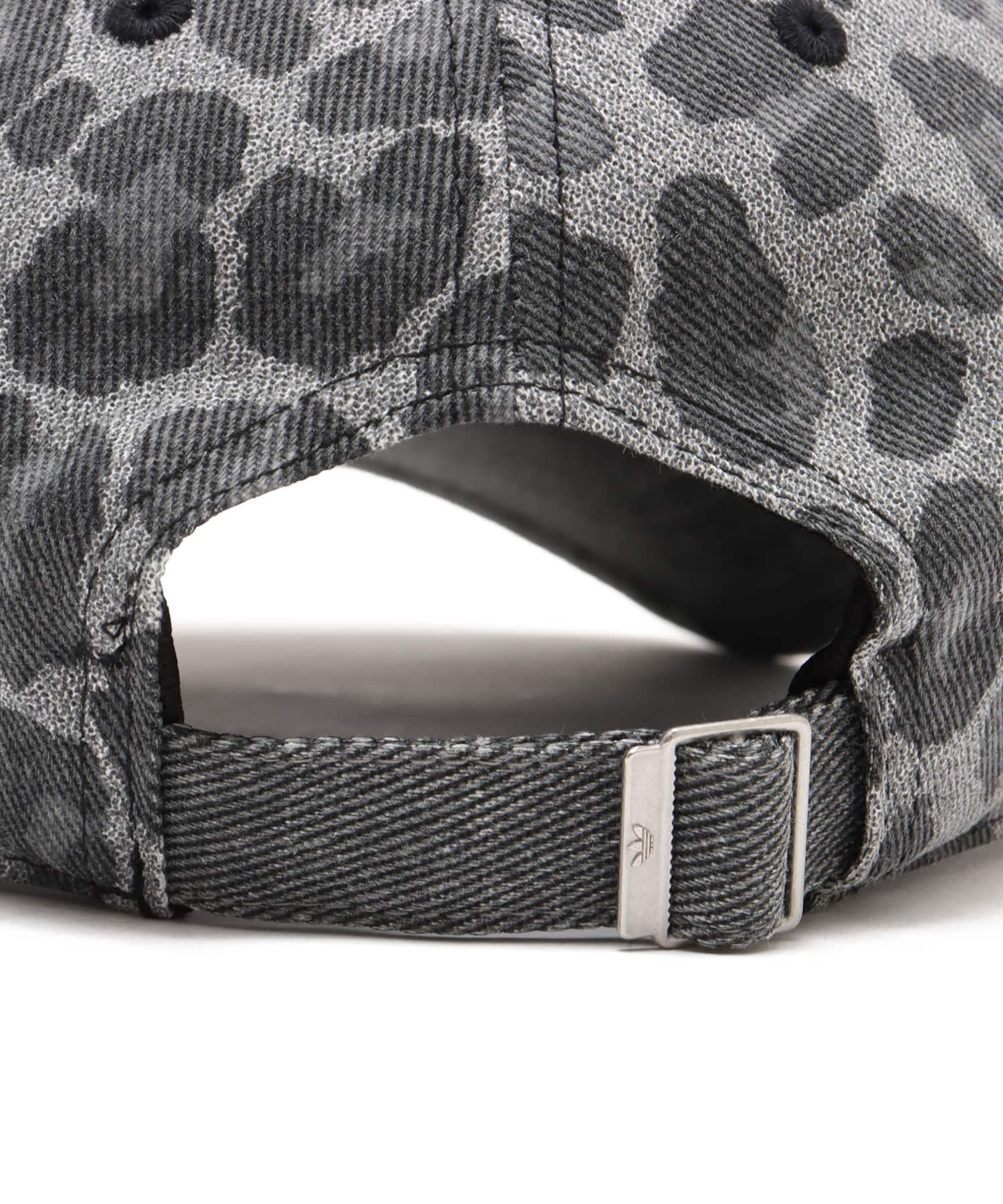 adidas LEOPARD BASEBALL CAP カーボン/ブラックの画像