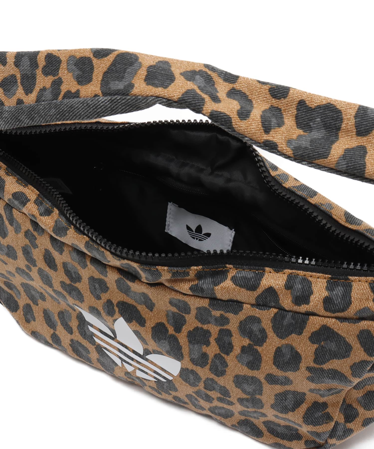 adidas LEOPARD SMALL SHOULDER BAG ブロンズストレータ/ブラックの画像