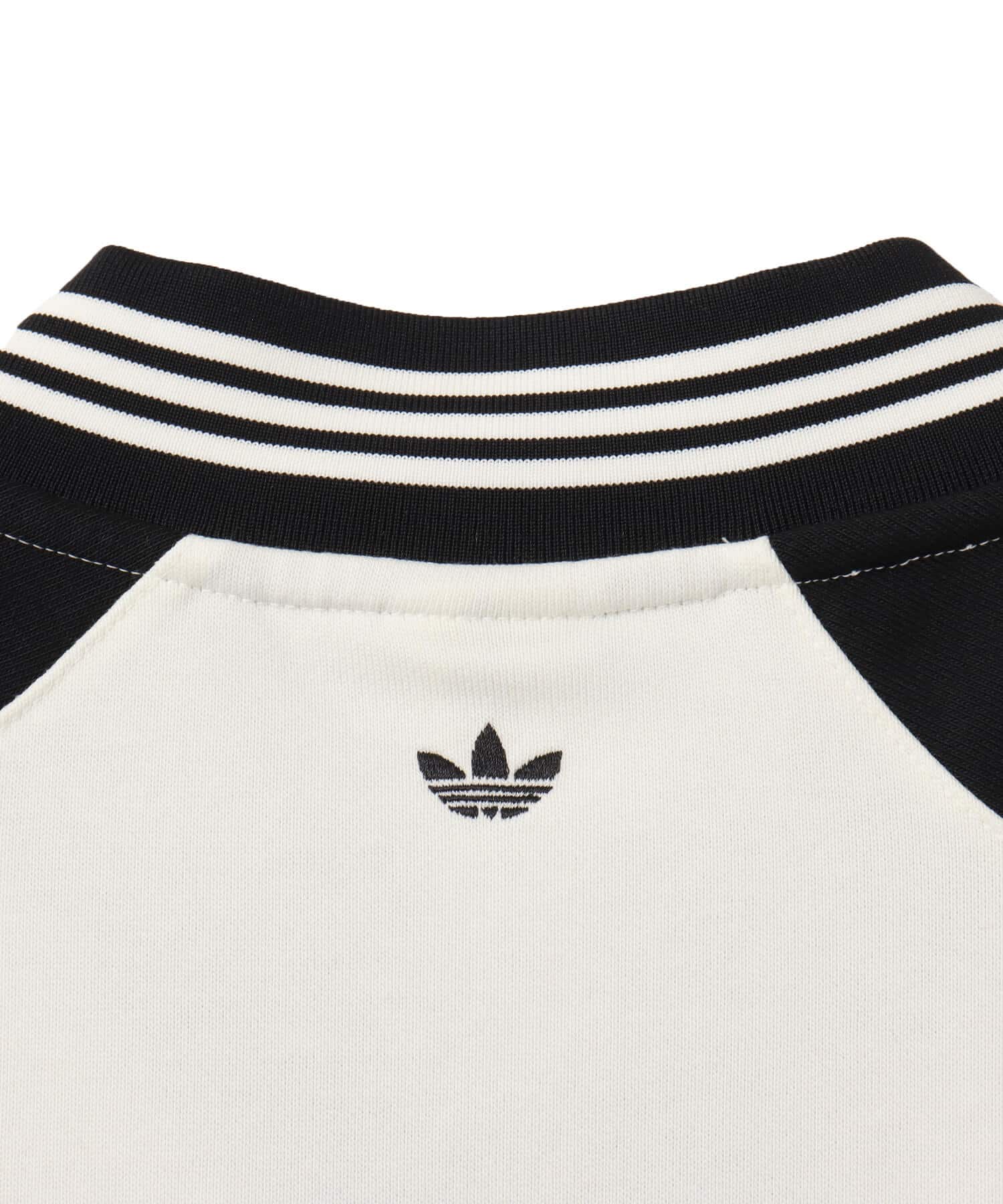 adidas BLOCKING CREWNECK SWEATHSHIRT オフホワイト/ブラックの画像
