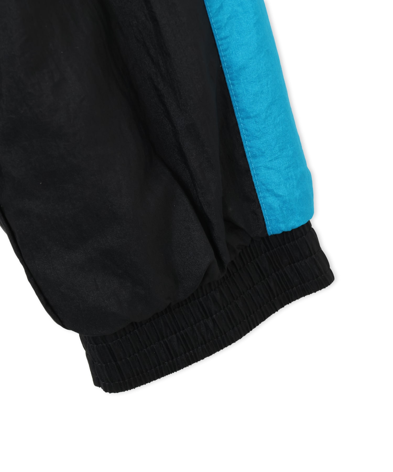 adidas マンチェスターユナイテッド WOVEN JKT 90 ブラックの画像