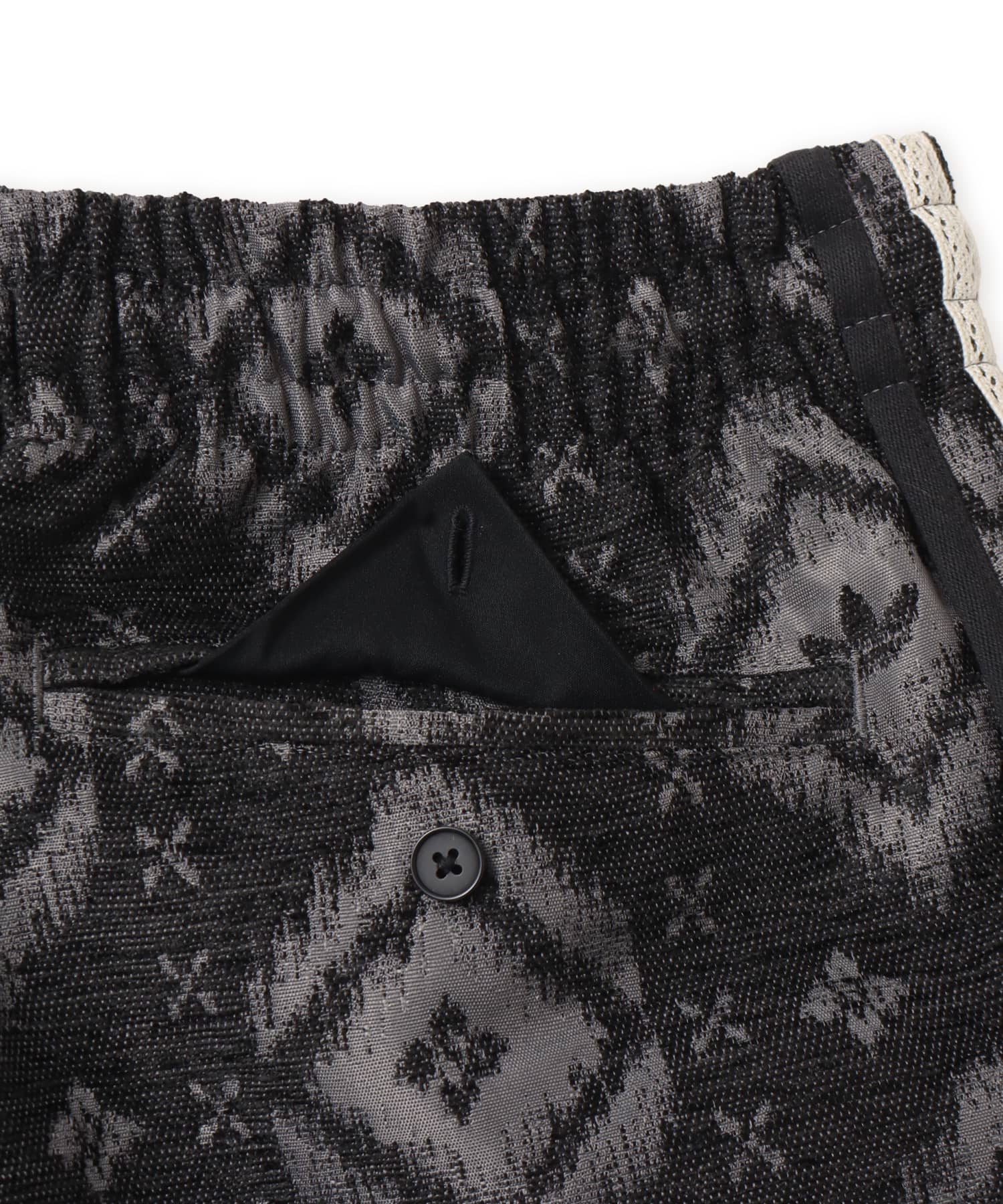 adidas CLOT HERITAGE PRINT SHORT BY EDISON CHEN カーボンの画像