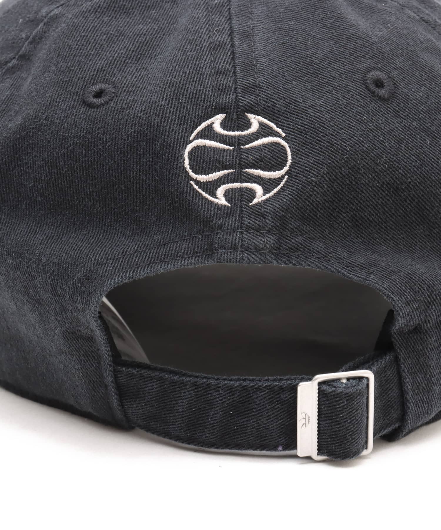 adidas CAP ブラックの画像