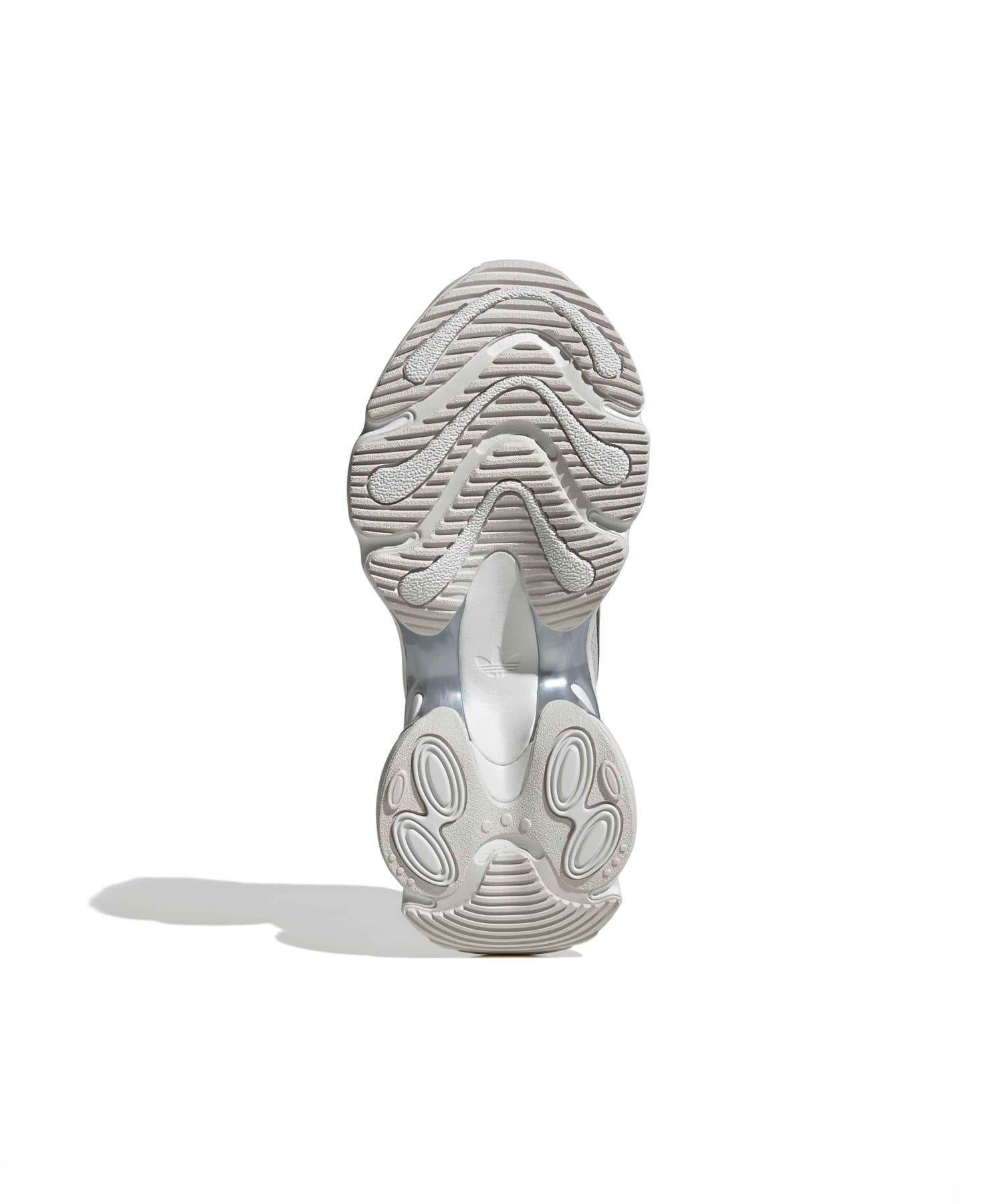 adidas OZVENUZ W SILVMT/GREONE/CRYWHTの画像