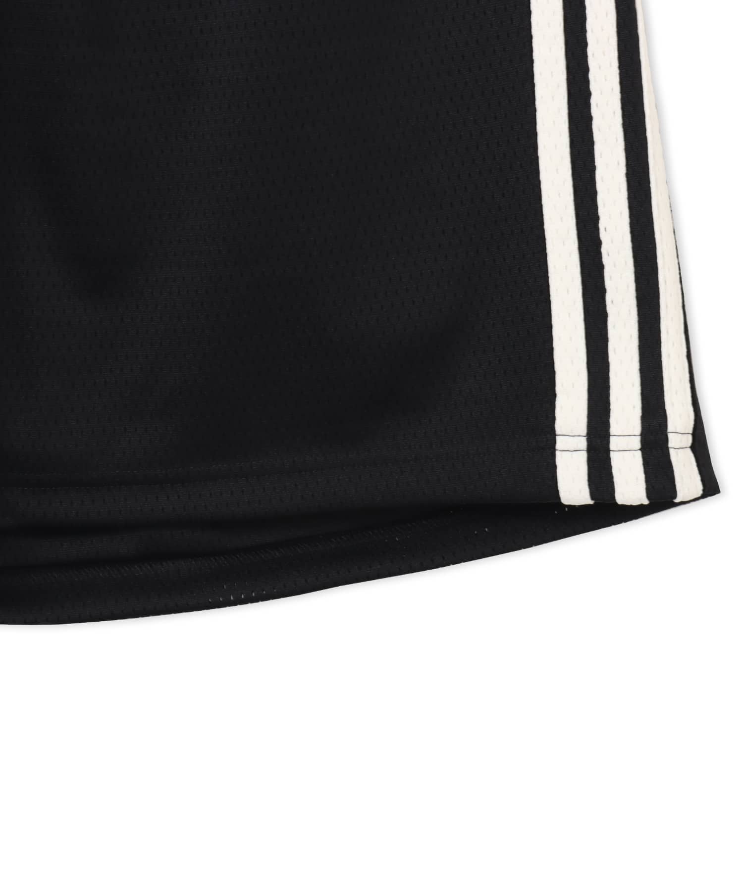 adidas CHAVARRIA MESH SHORT ブラックの画像