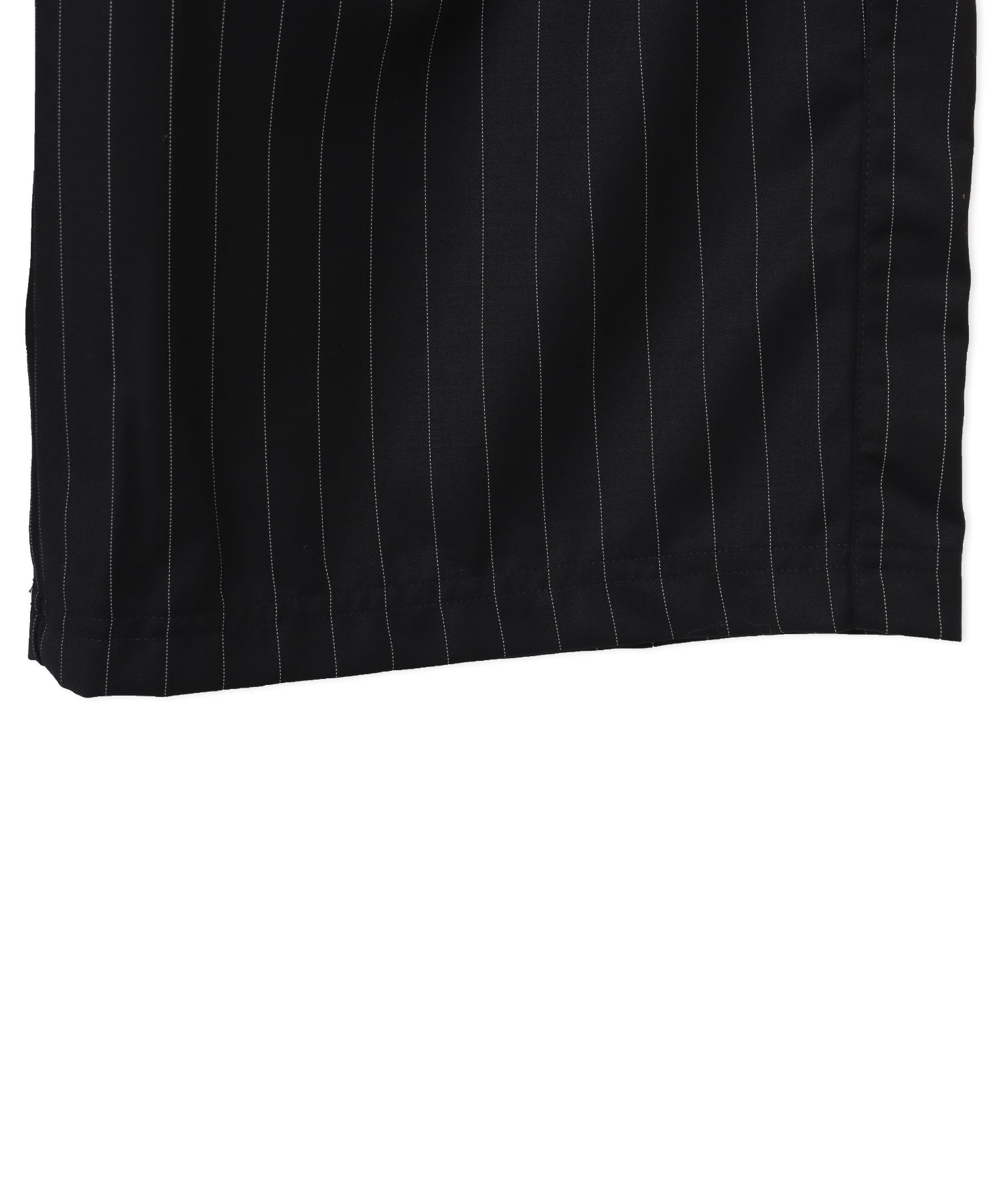 adidas CHAVARRIA PINSTRIPE TRACK PANT ブラック/ホワイトの画像