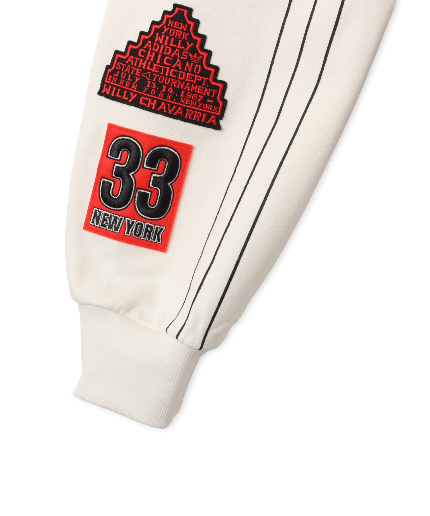 adidas CHAVARRIA NY CREWNECK SWEATSHIRT オフホワイトの画像