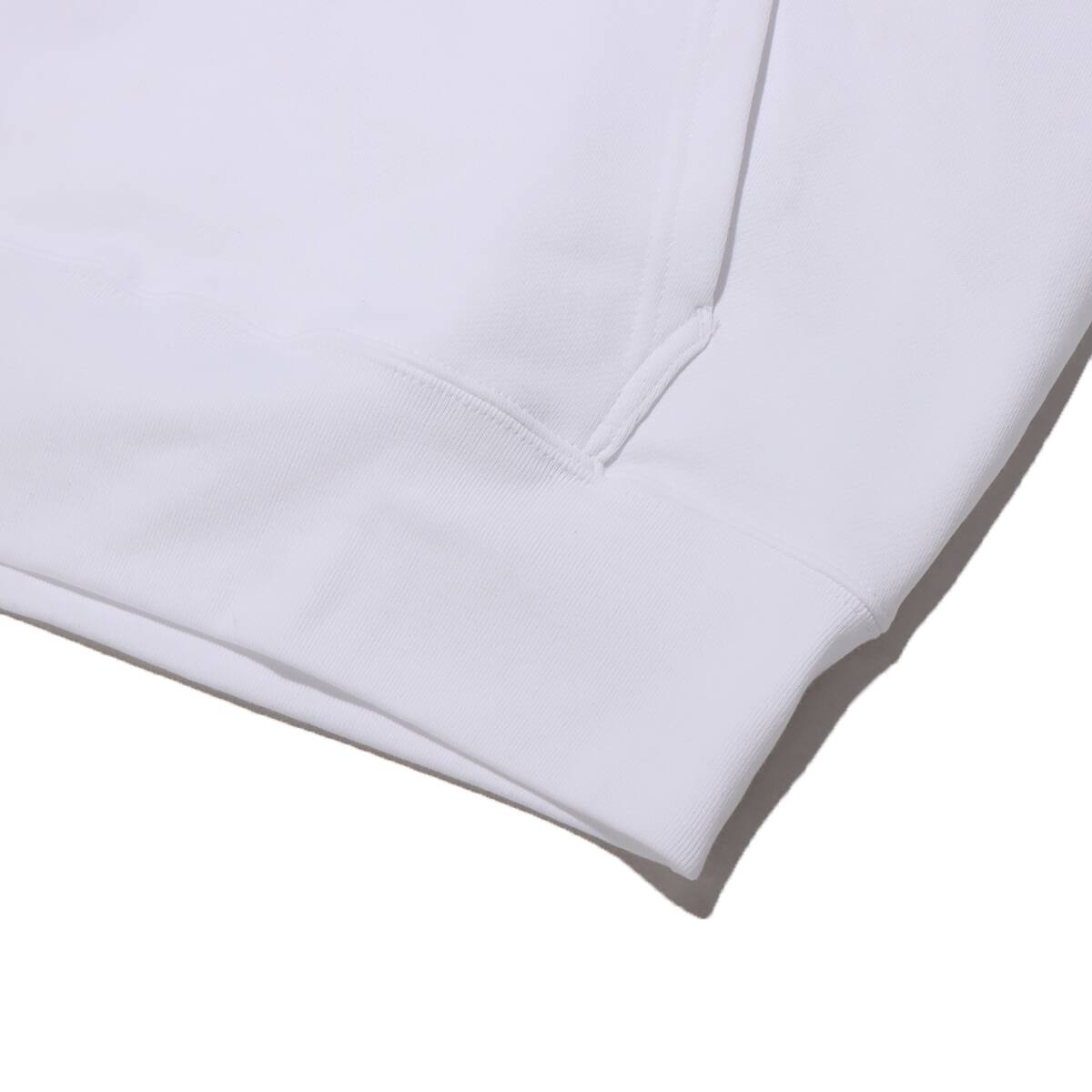 Loy Ahrkt Basic Logo Hood ホワイトの画像