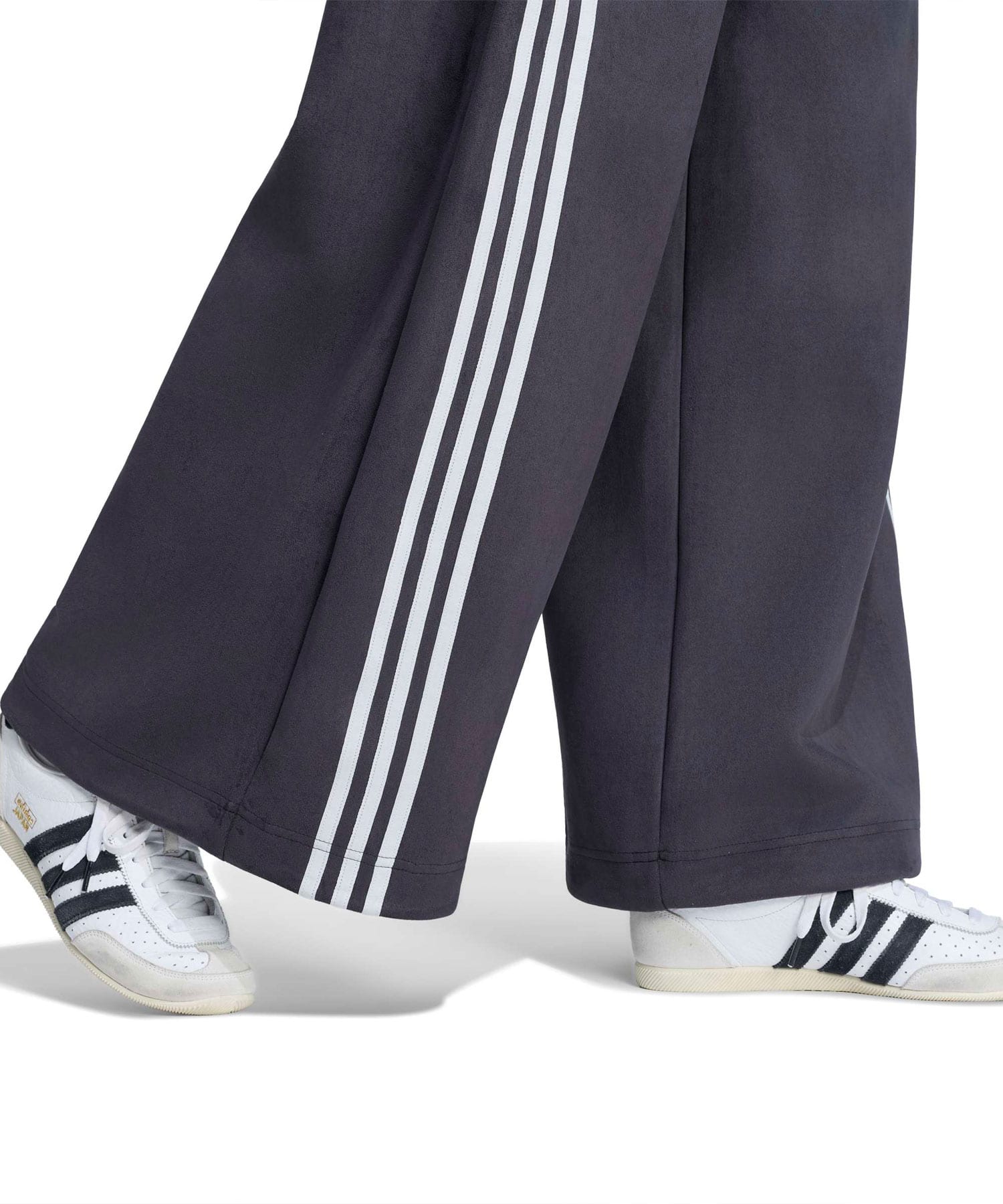 adidas ADILENIUM FAUX SUEDE TRACK PANT ブラックの画像