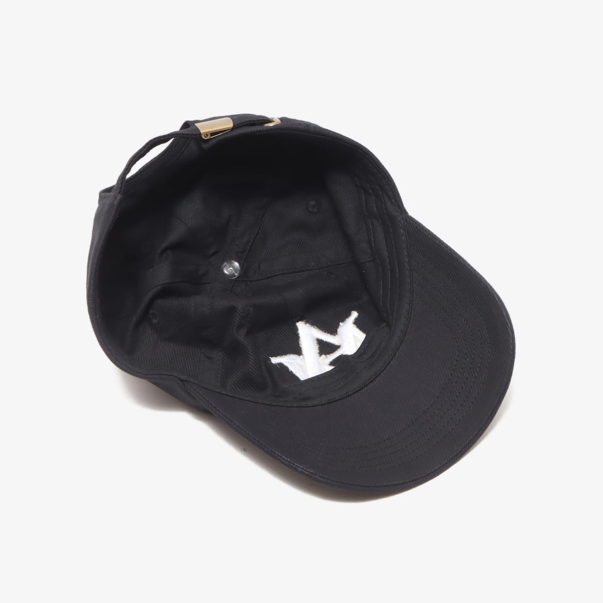 atmos atmos (AM) logo cap BLACK（アトモス AM ロゴ キャップ