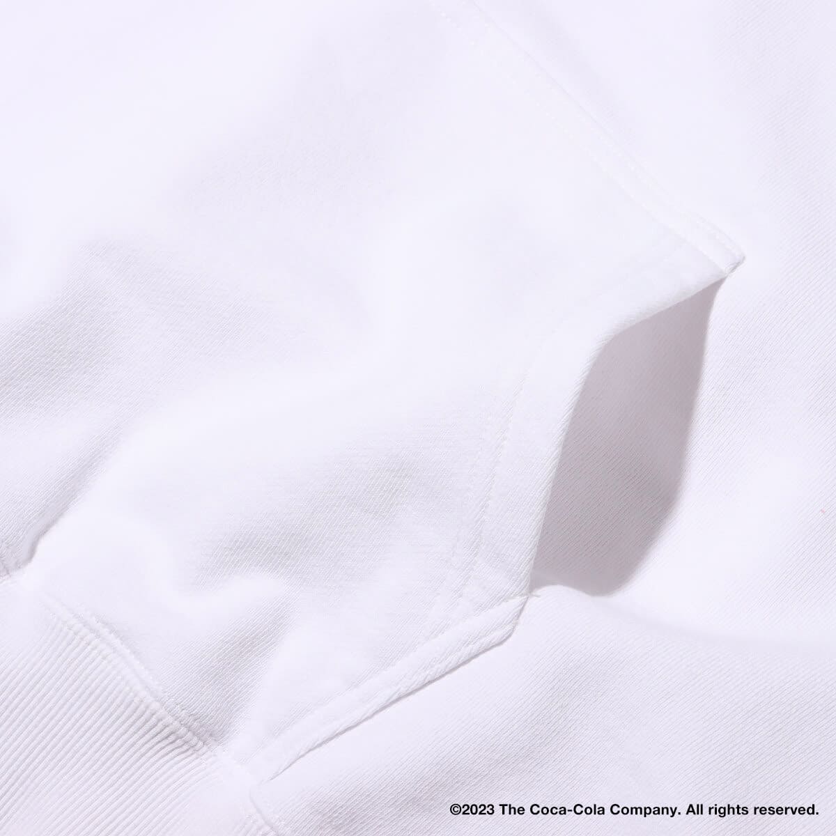 Coca Cola | atmos Hoodie OFF WHITEの画像