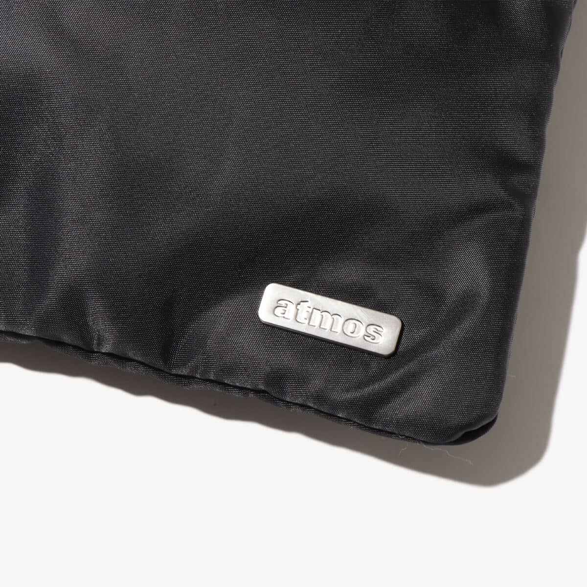 atmos Nylon Twill shoulder bag BLACKの画像