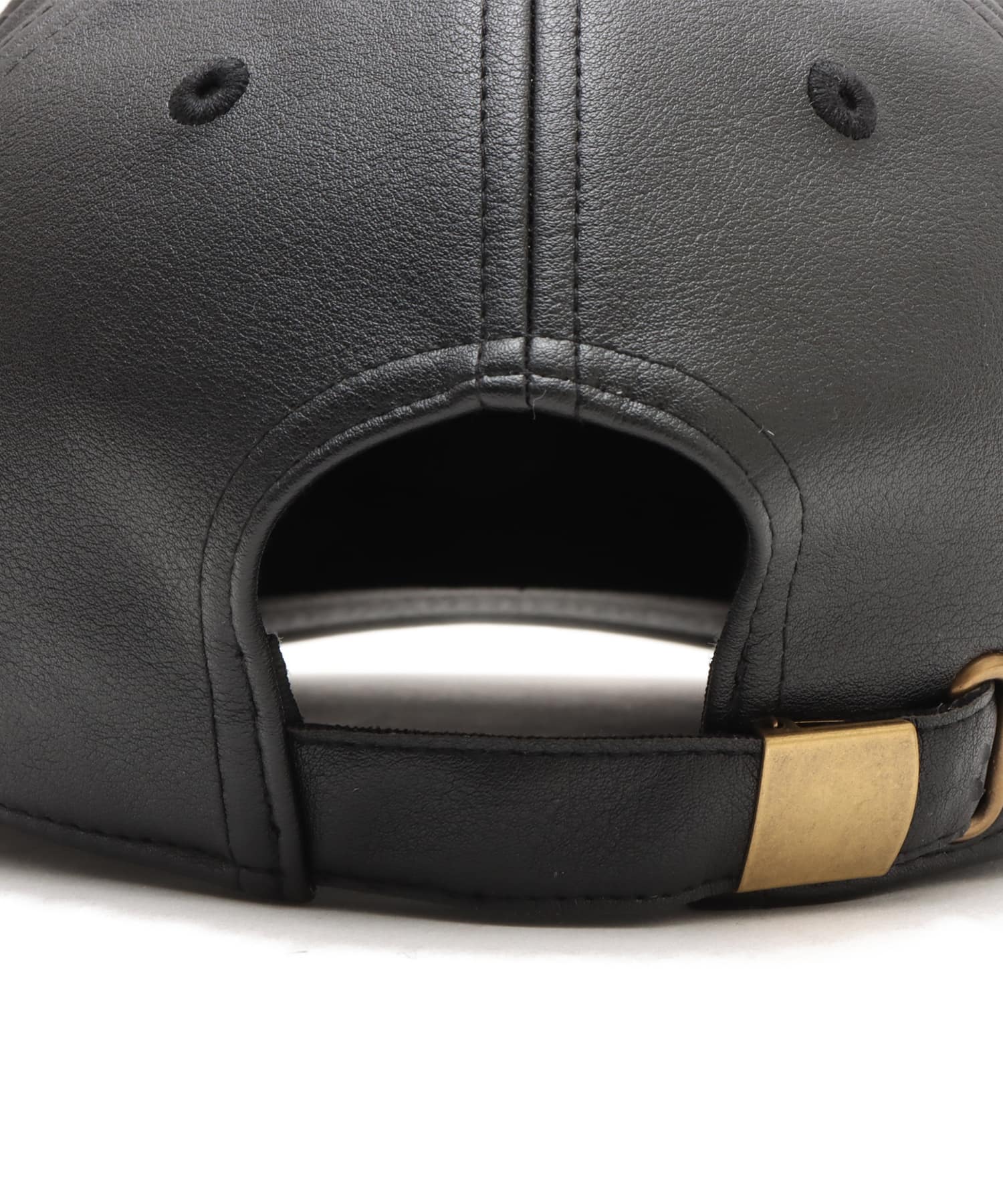 atmos Synthetic Leather Cap BLACKの画像