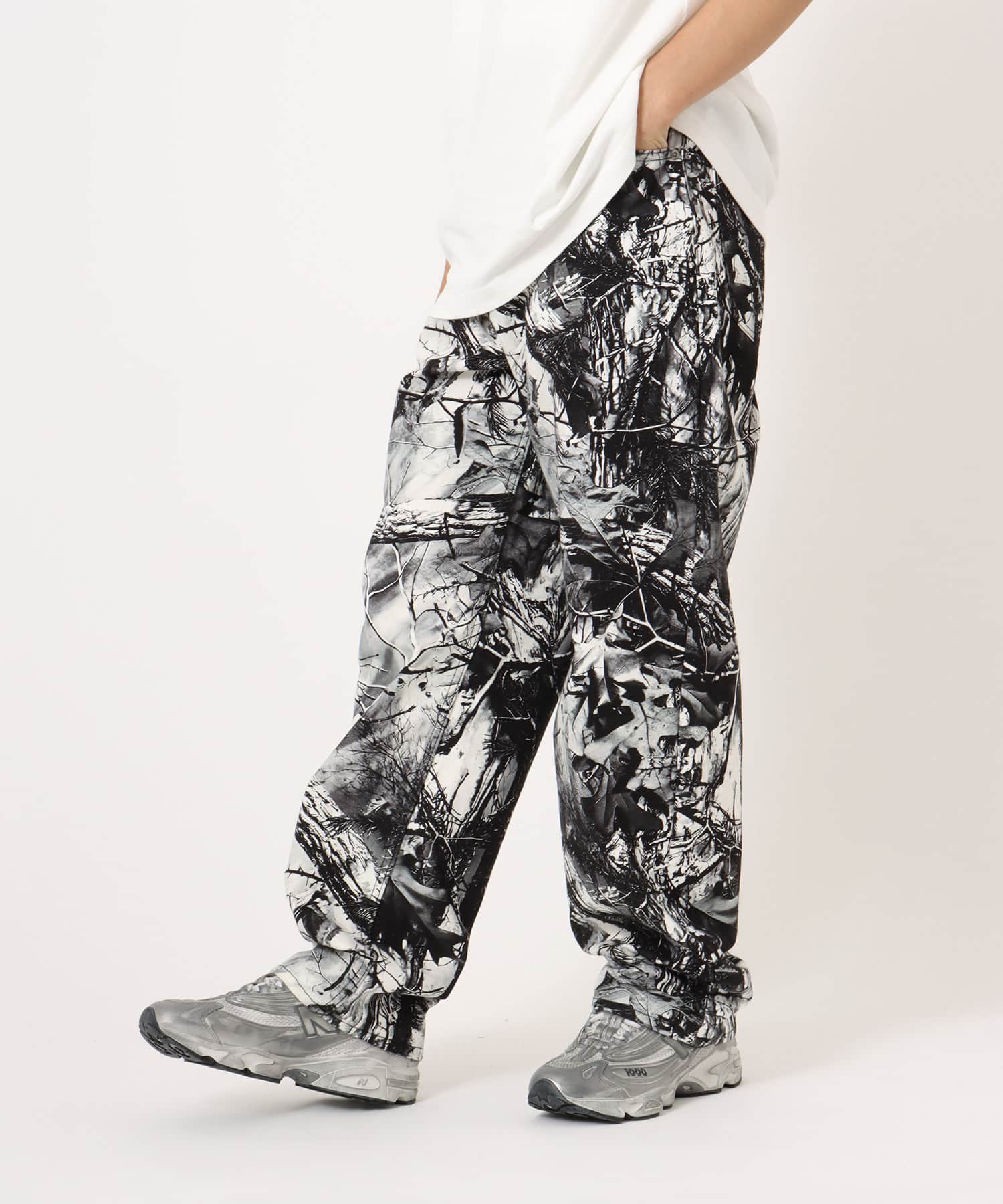 atmos Tree Camo Pattern Baggy Pants BLACK CAMOUFLAGEの画像