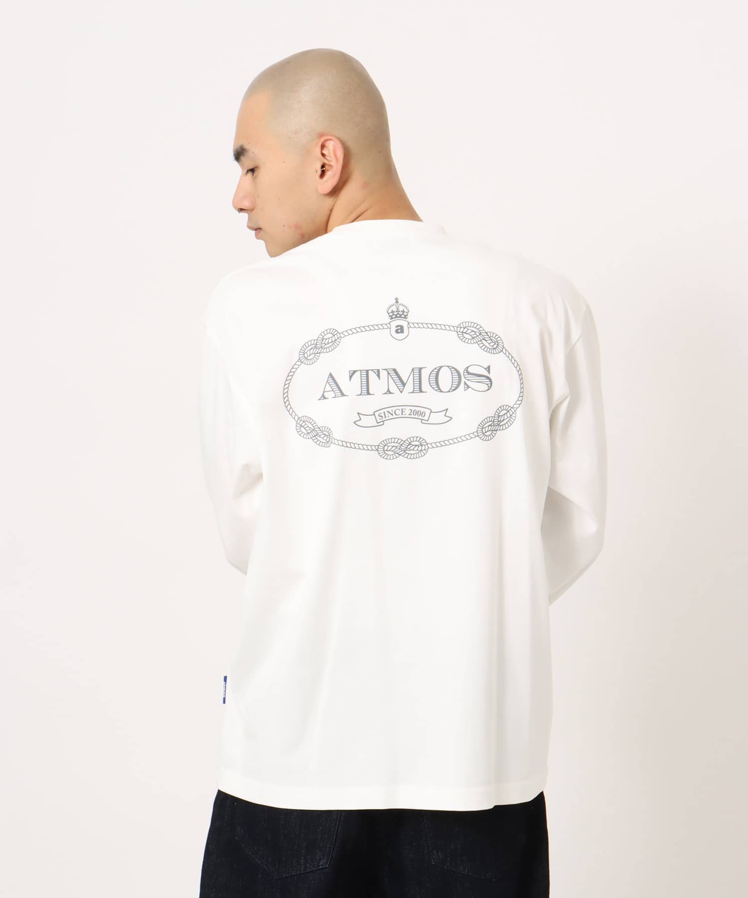 atmos Emblem Logo LS T-shirt WHITEの画像