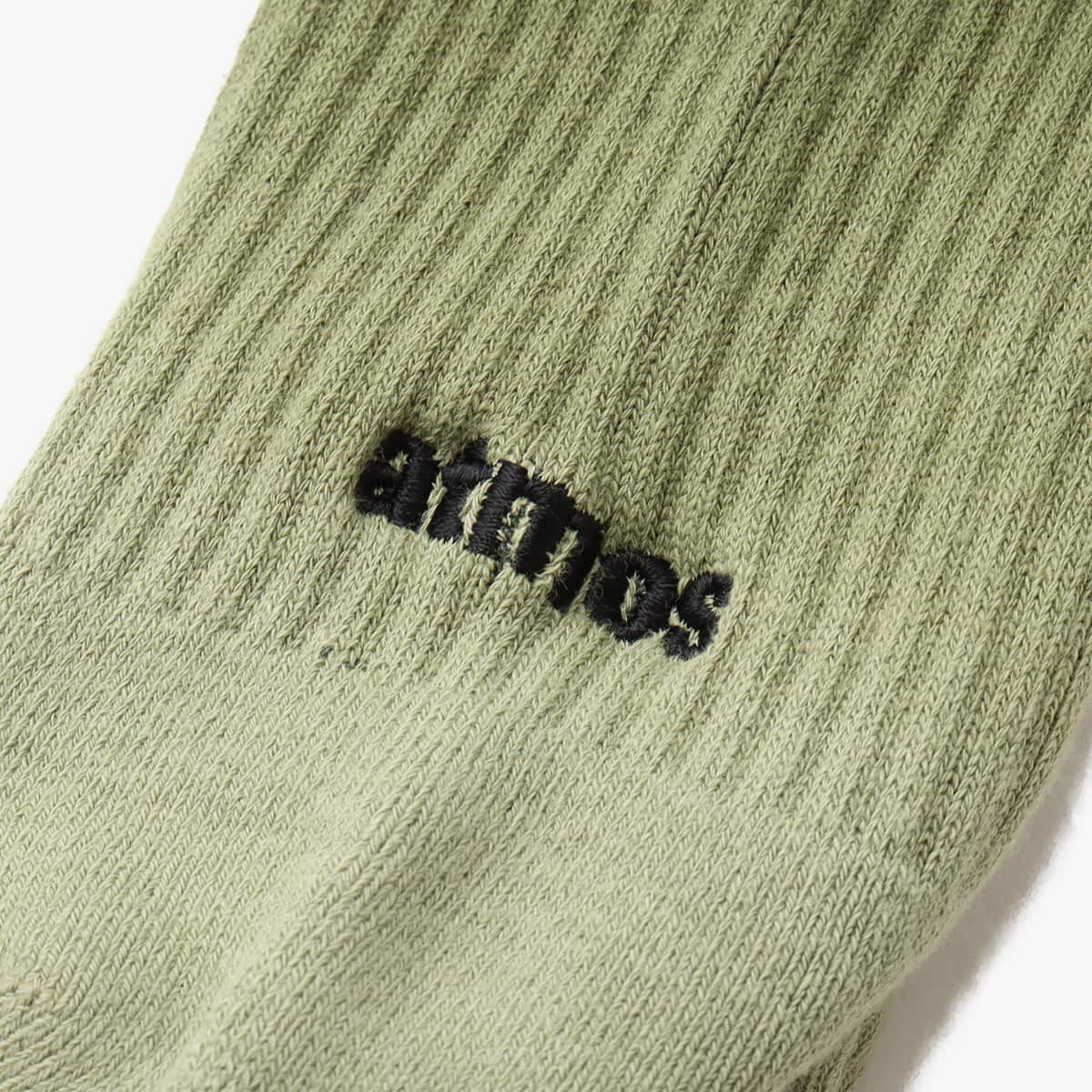 atmos GRADATION COLOR SOCKS KHAKIの画像