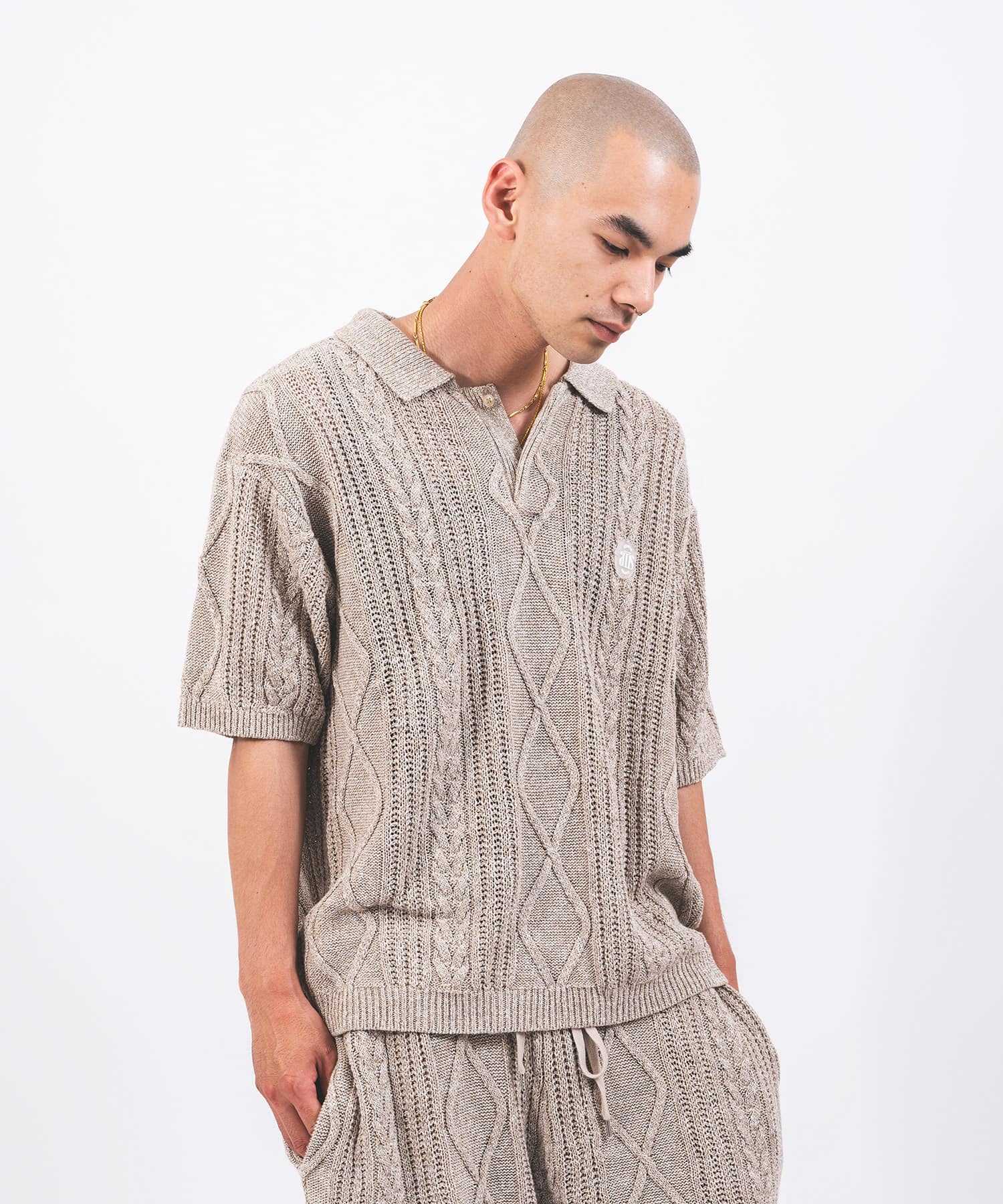 atmos Cable Knit Polo Shirt BEIGEの画像