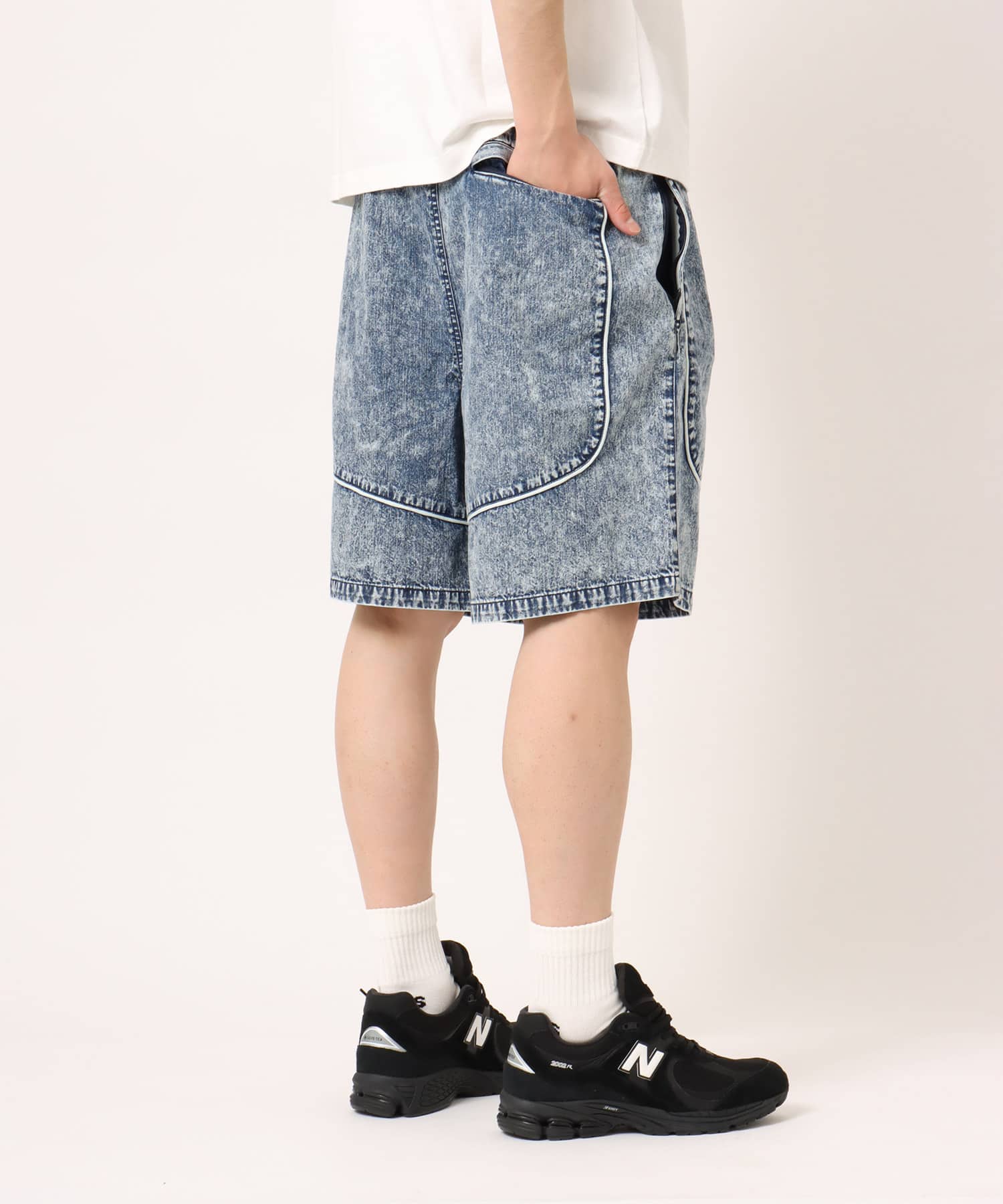 atmos Piping Line Denim Shorts BLUEの画像