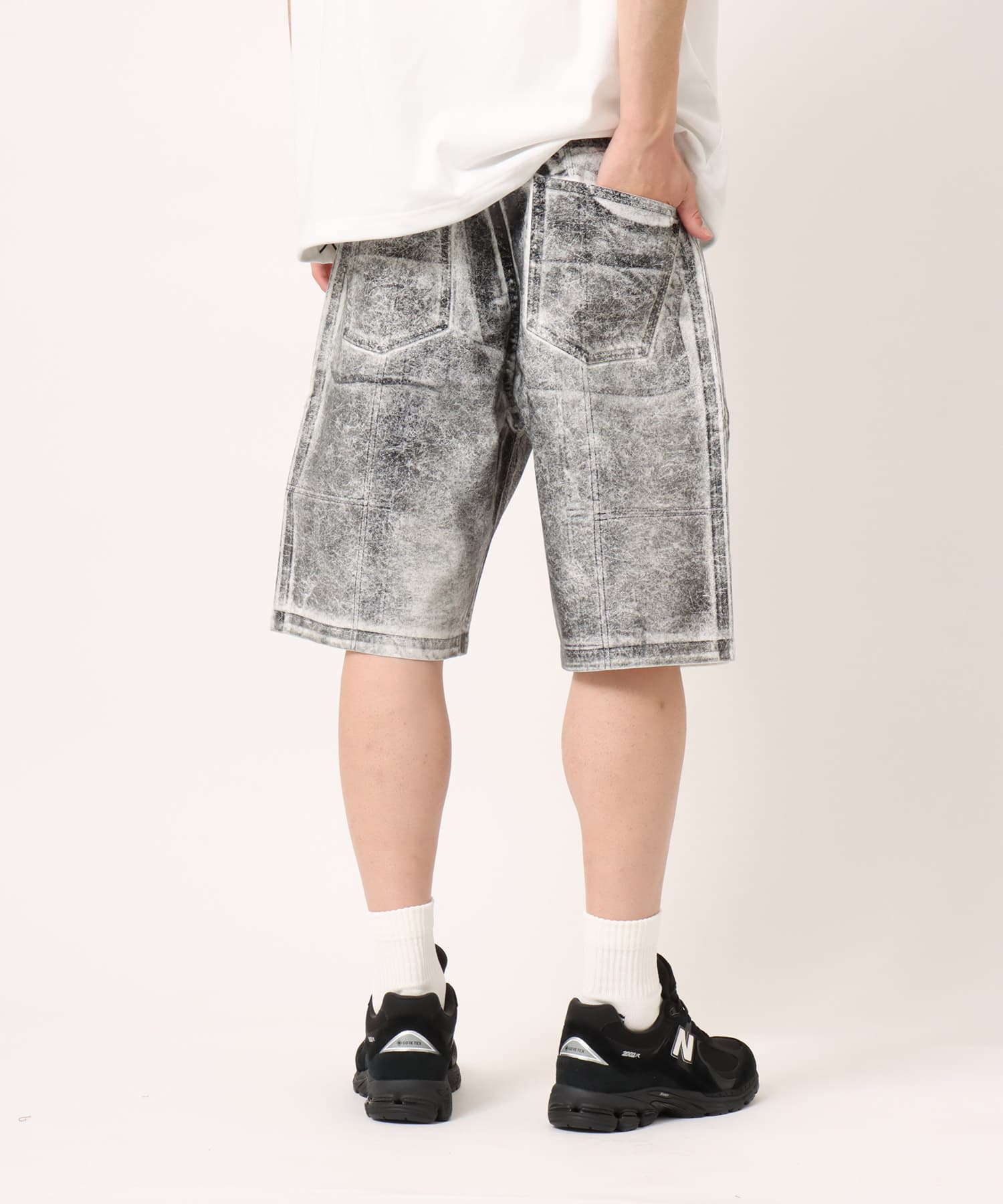 atmos Foil Print Denim Shorts BLACKの画像