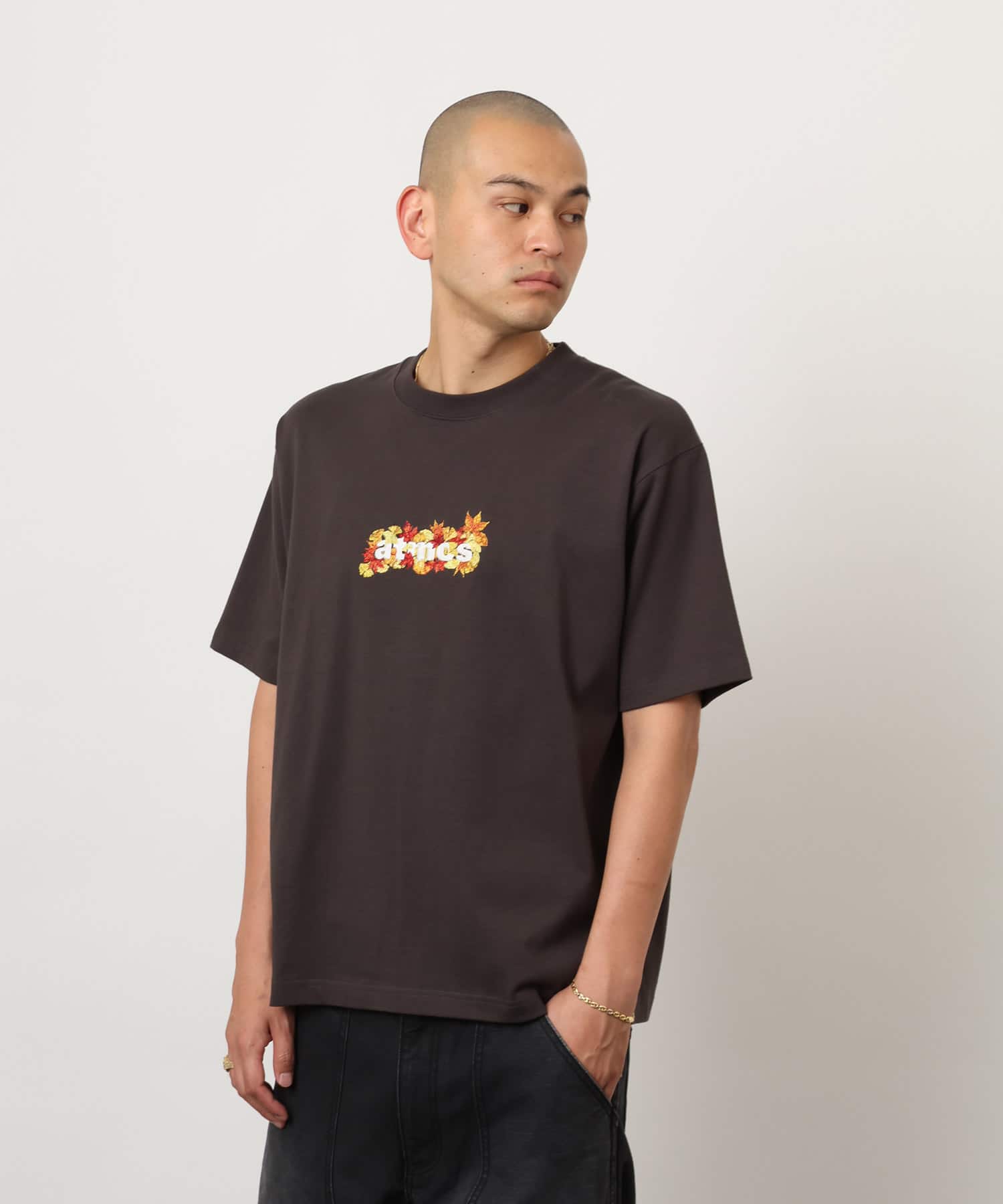 atmos Autumn Motif T-shirt BLACK（アトモス オータム モチーフ