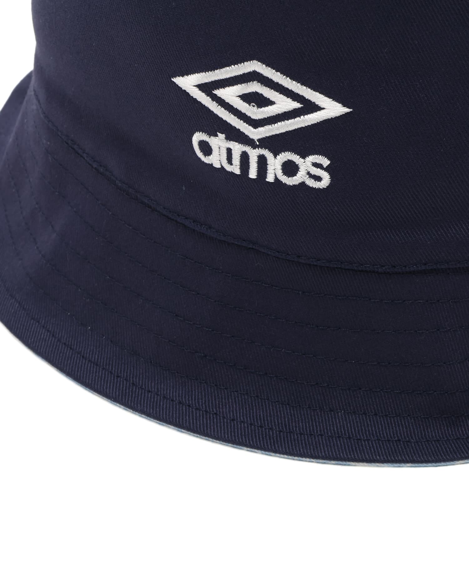 UMBRO x atmos Reversible Bucket Hat NAVYの画像