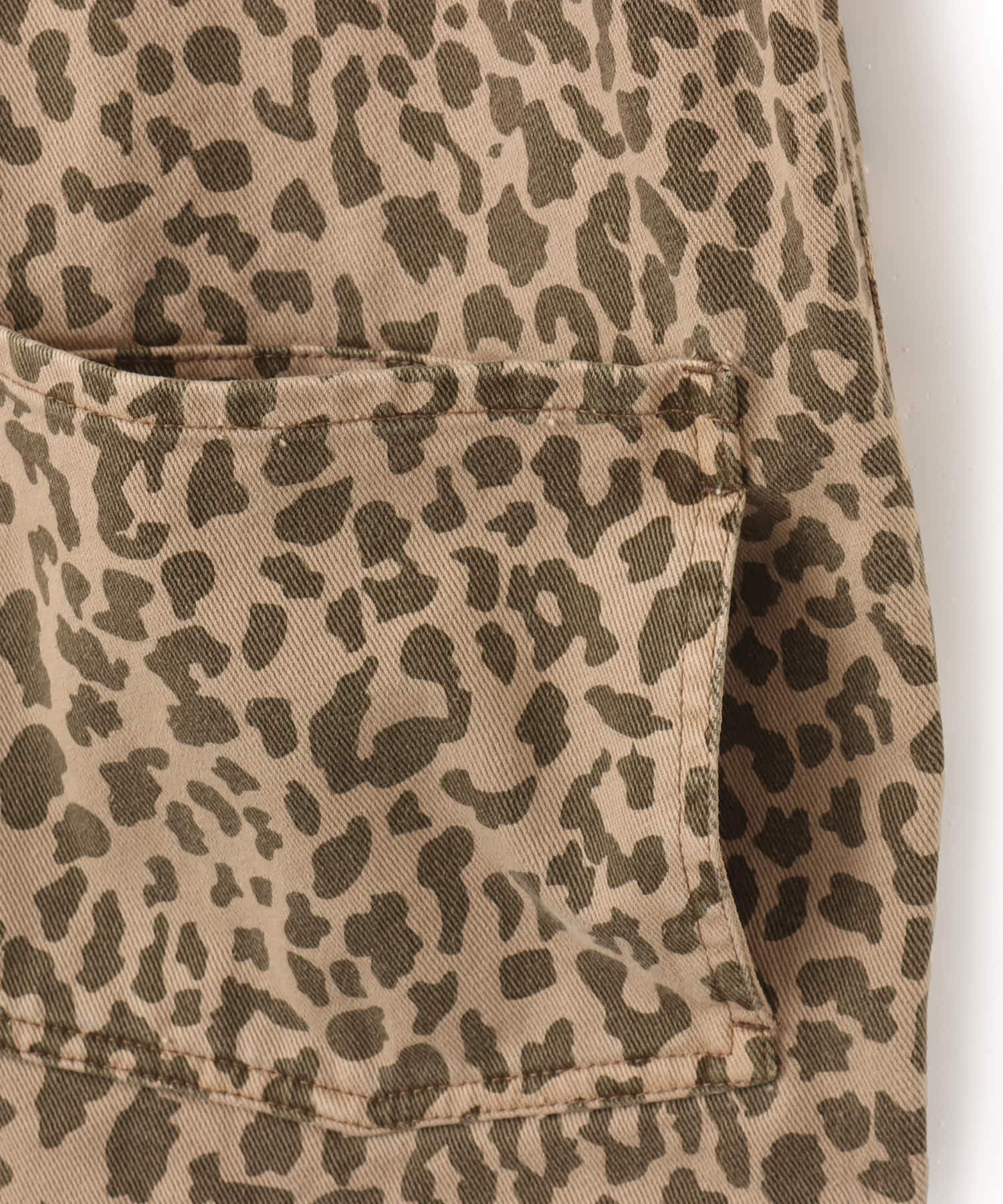 atmos Leopard Pattern Coverall KHAKIの画像