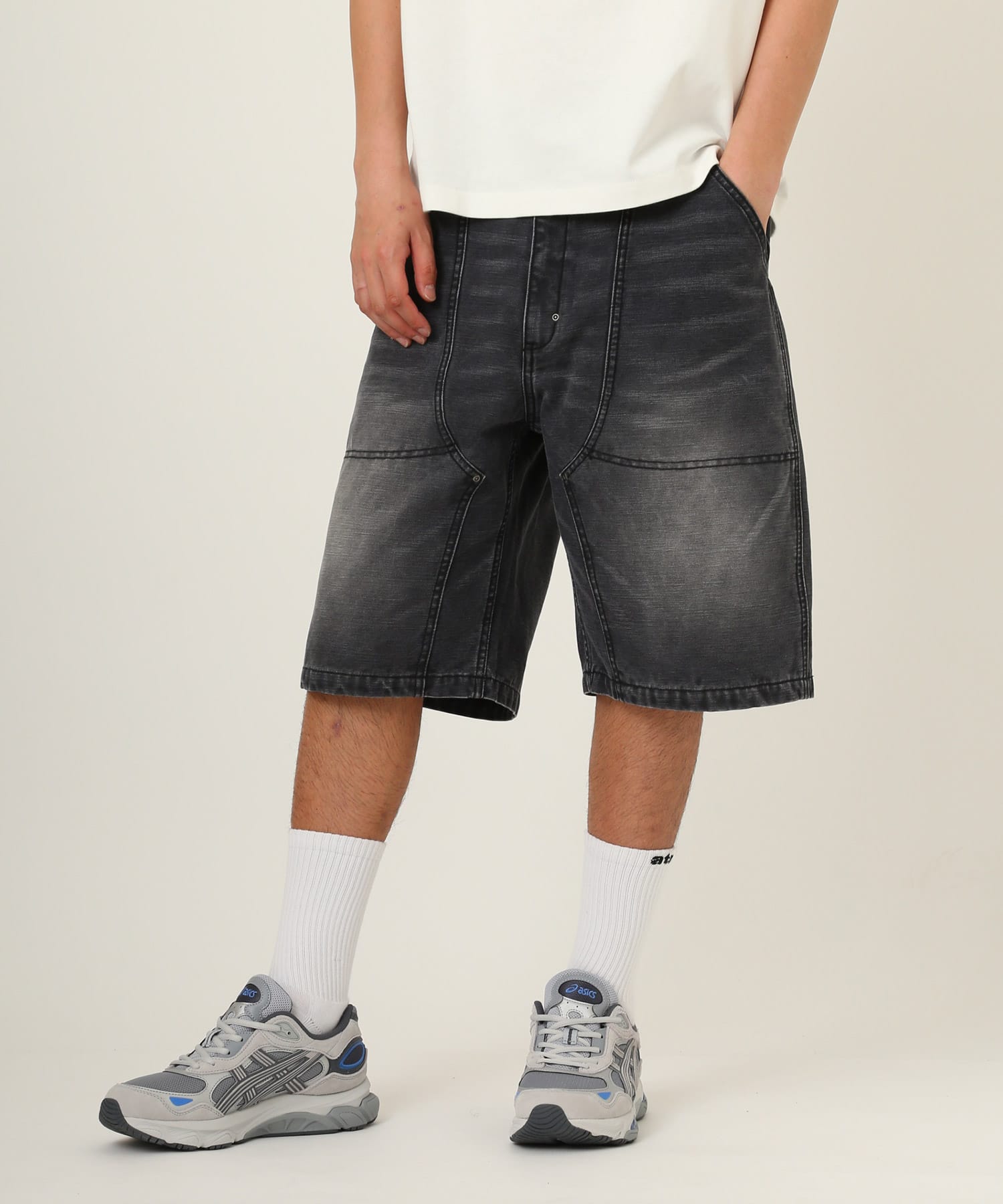 atmos Double-Knee Denim Shorts BLACKの画像