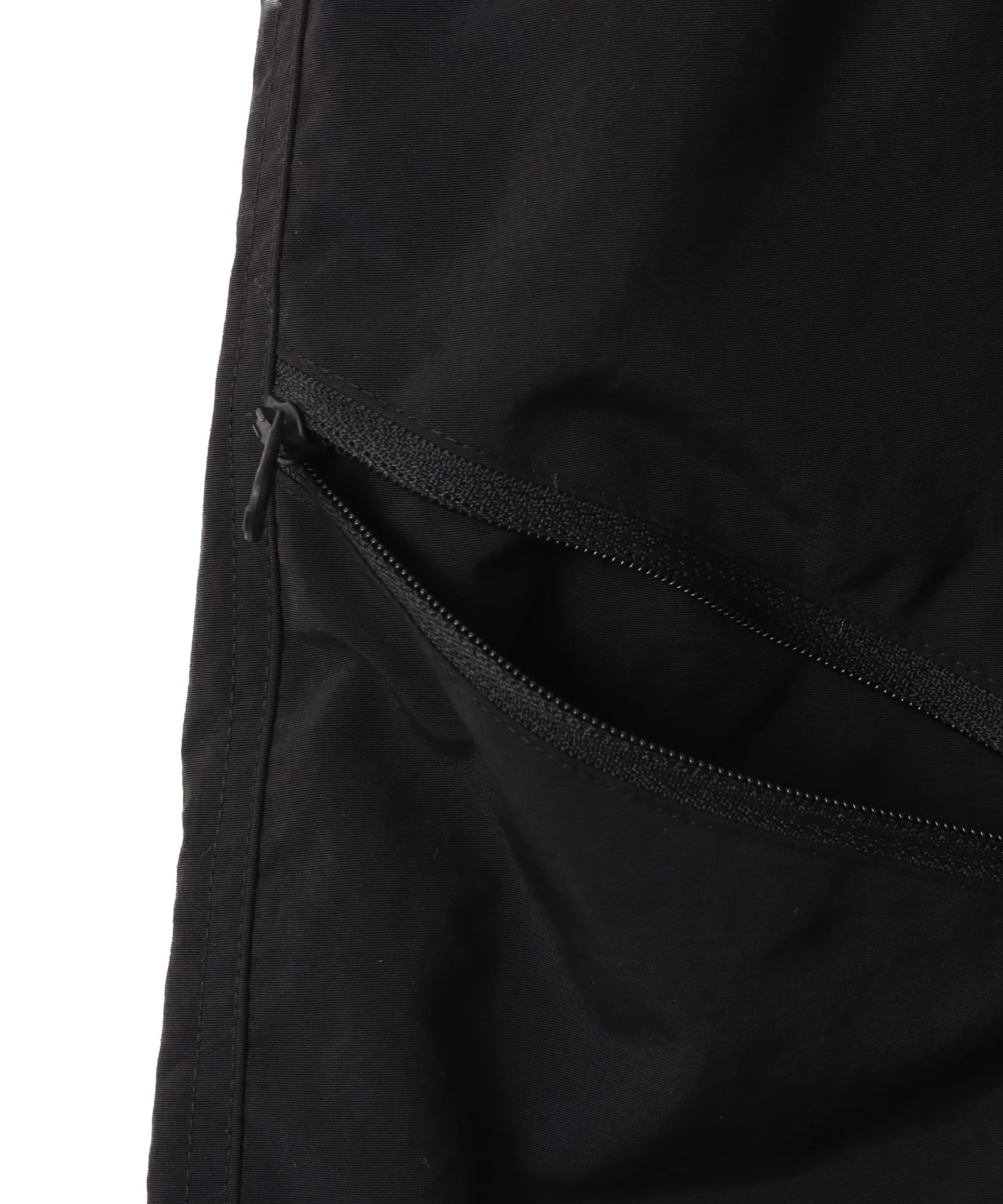 atmos Crinkled Nylon Shorts BLACKの画像