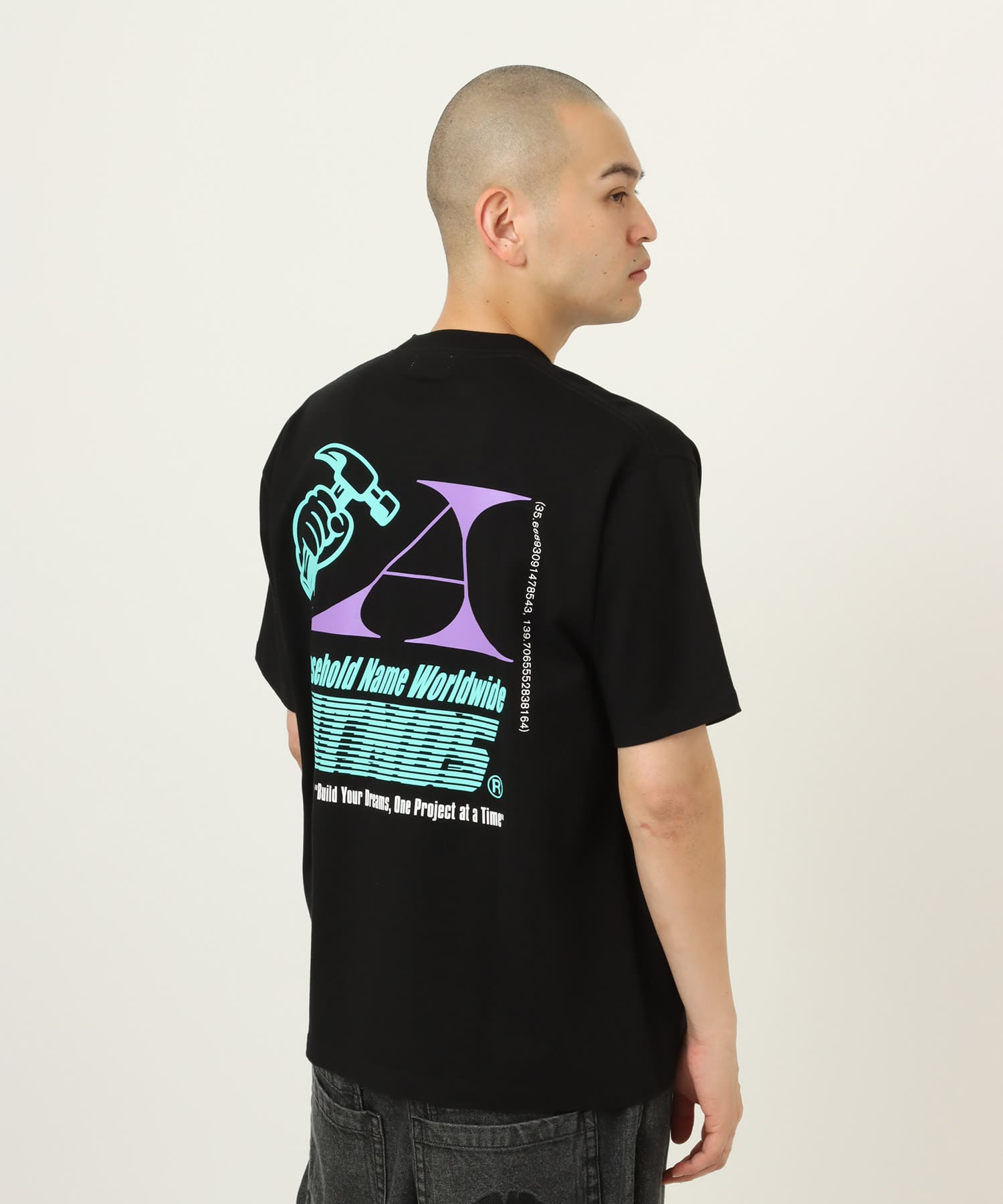 atmos Movement Logo T-shirt BLACKの画像
