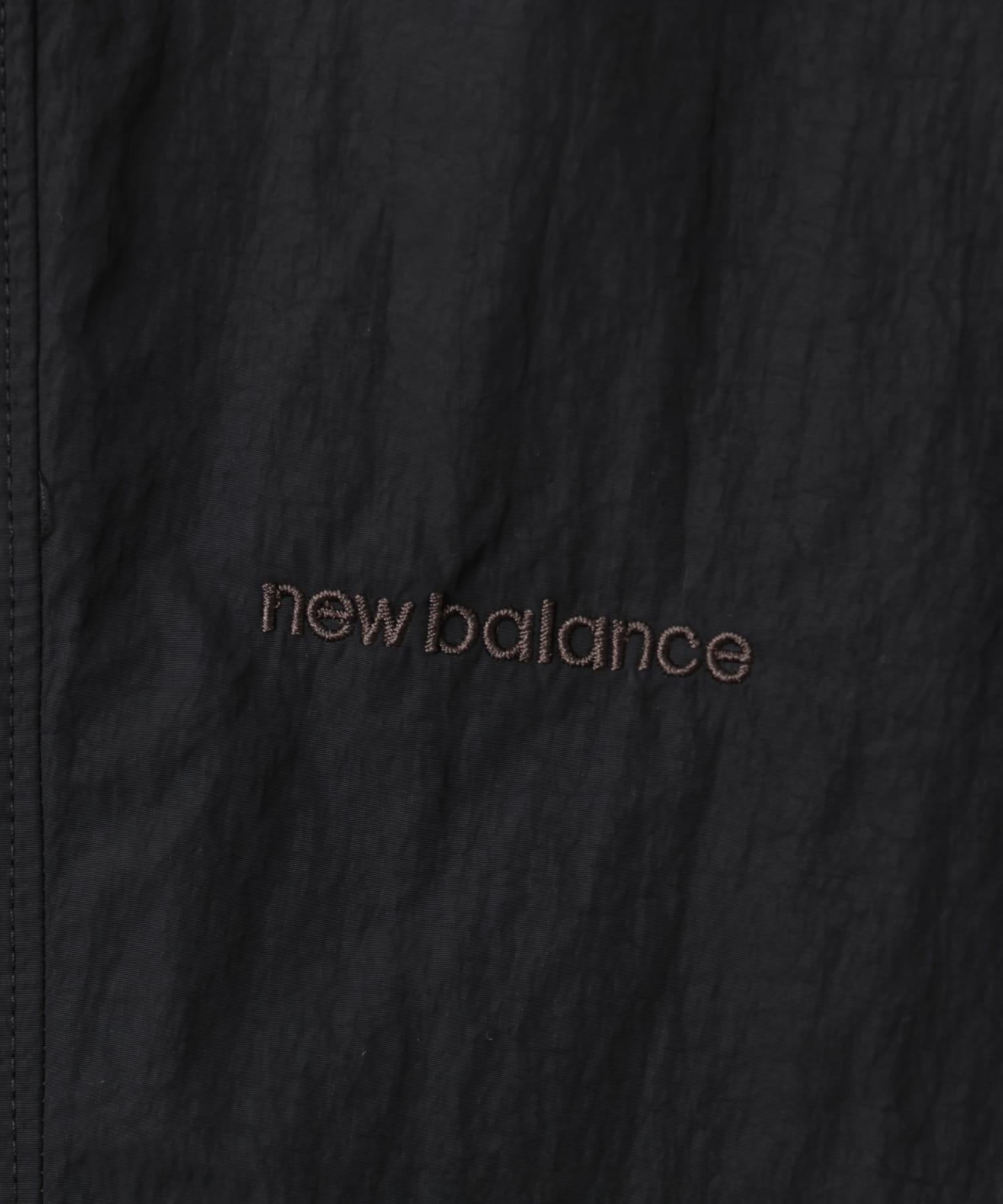 New Balance NB GREY NYLON WIDE TAPERED PANTS ブラックの画像