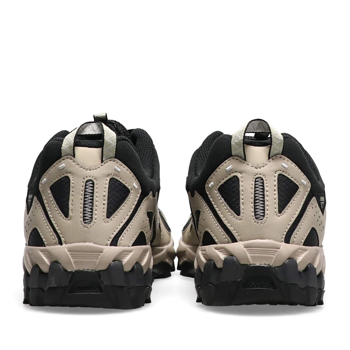 New Balance ML610TAC NAVYの画像