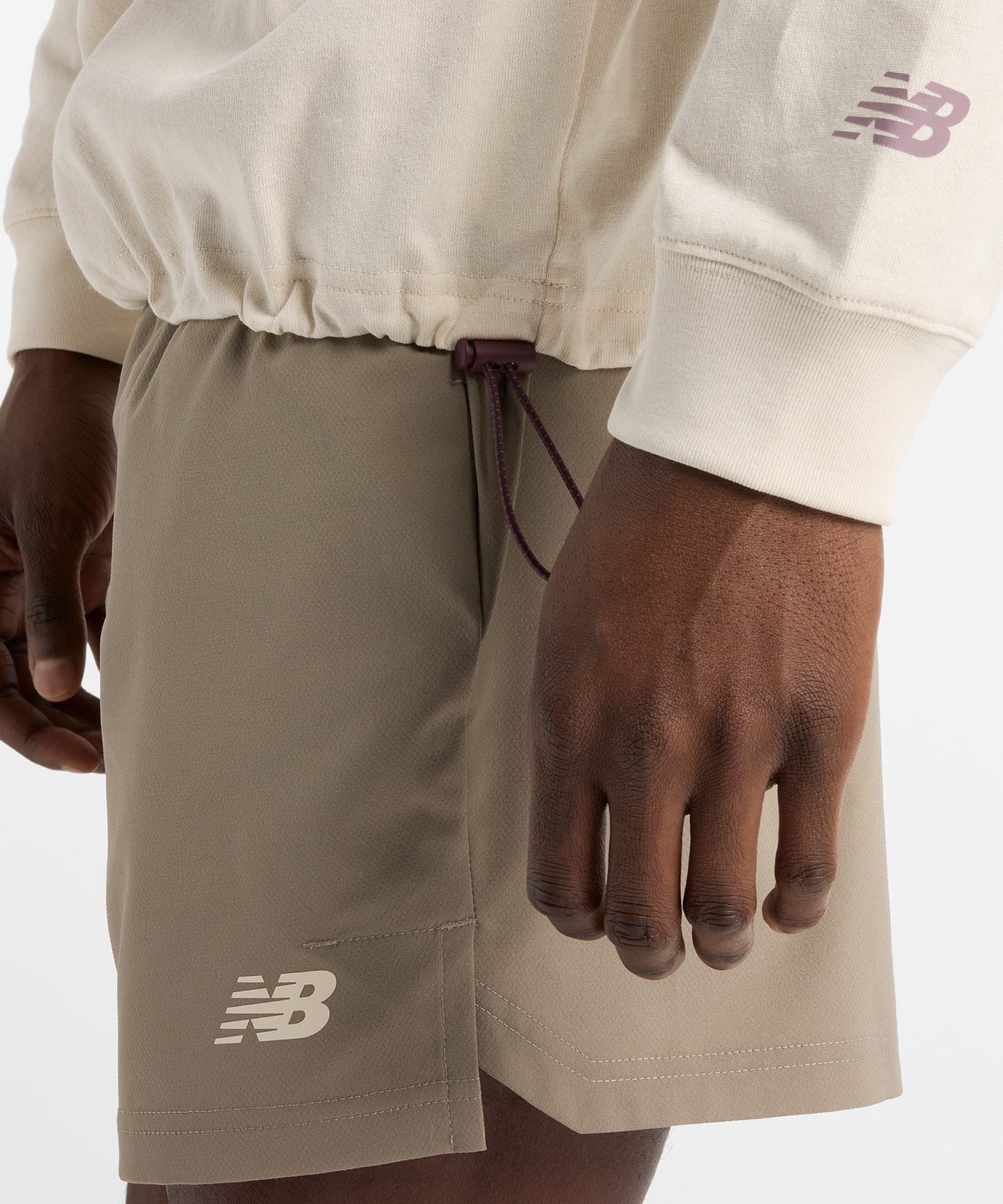 New Balance Run Enargy L/S T Shirt リネンの画像