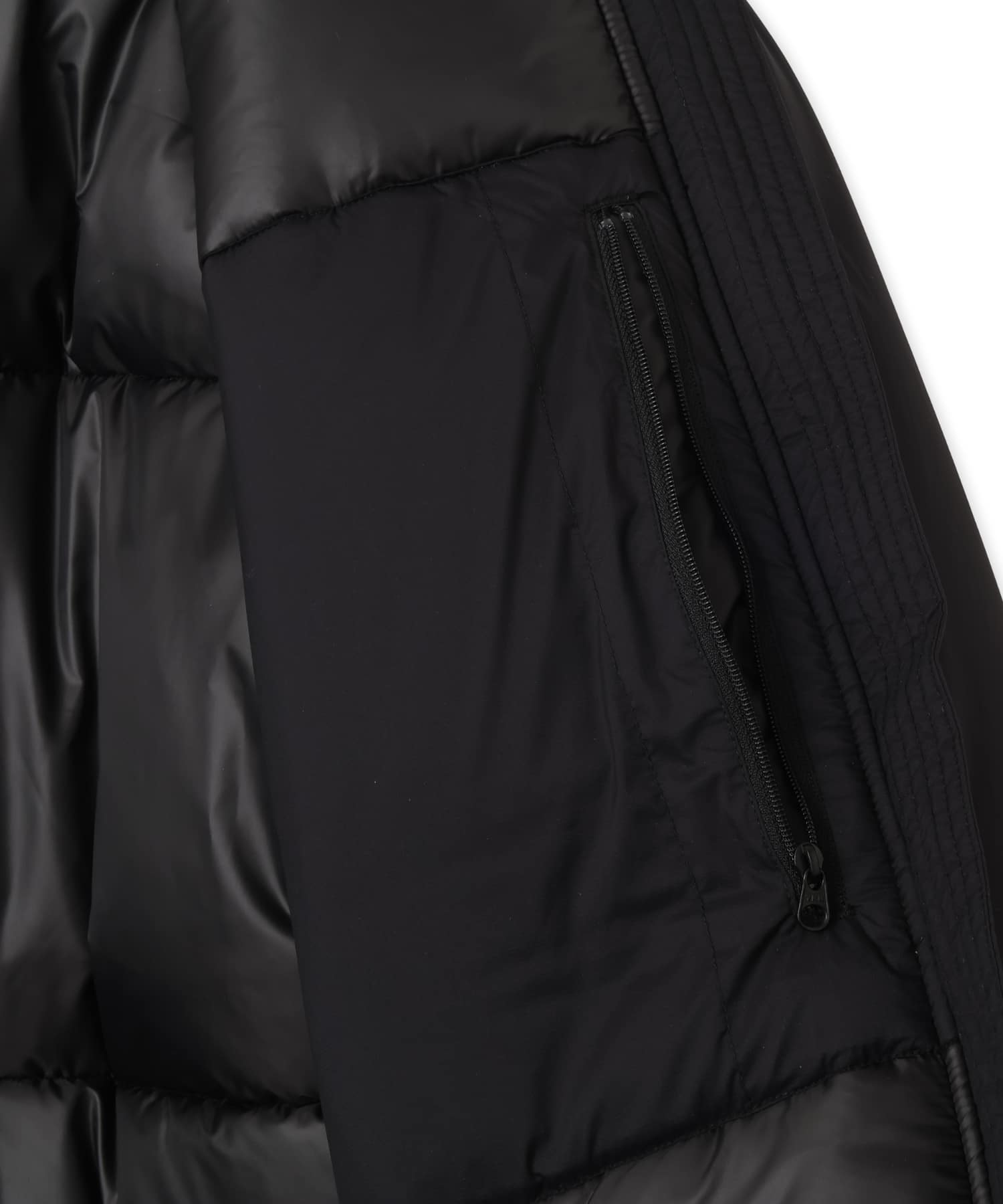 MARMOT MC PRIMALOFT JACKET　 BLACKの画像