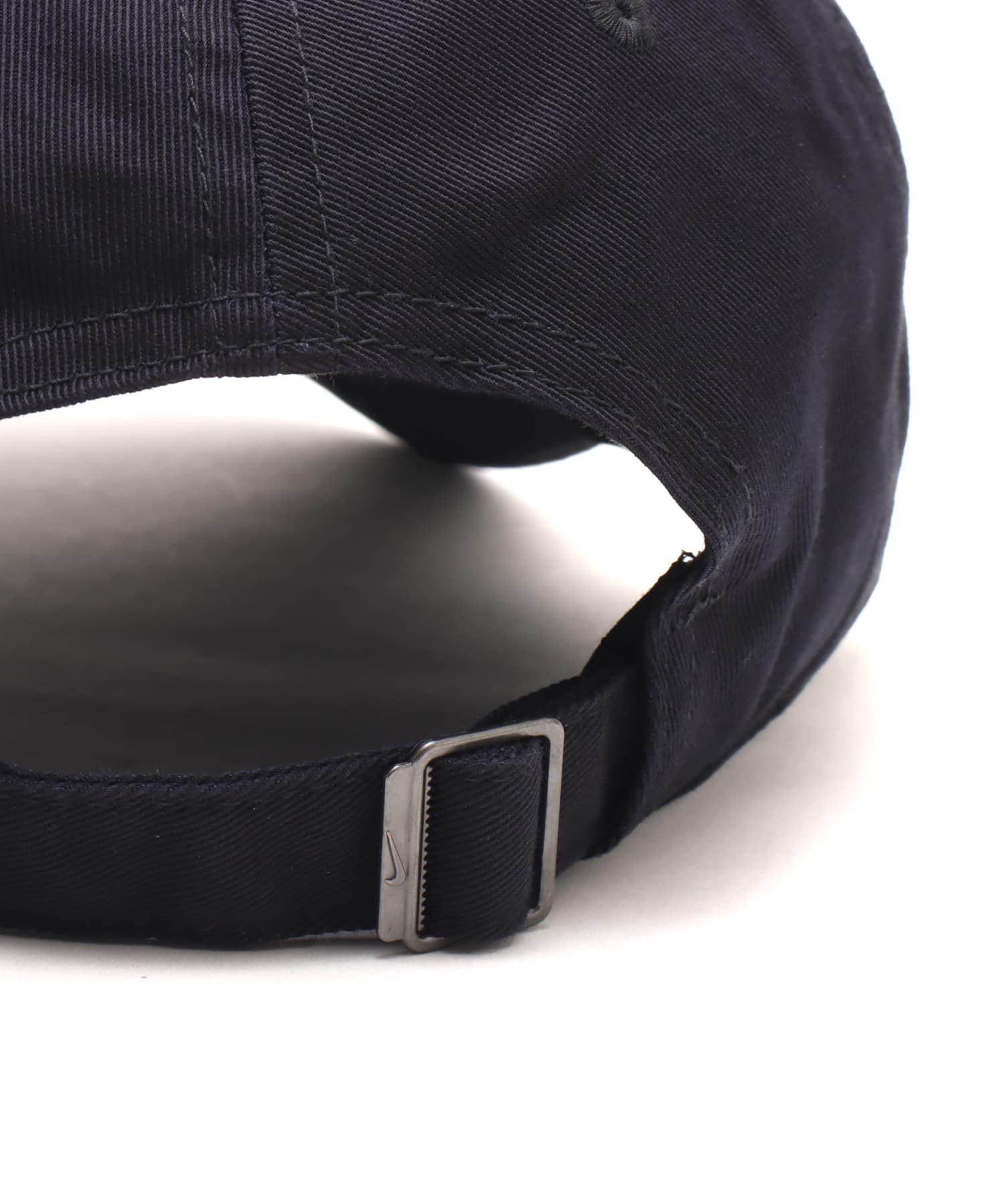 NIKE CLUB UNSTRUCTURED ORGANIC COTTON CAP PITCH BLUEの画像