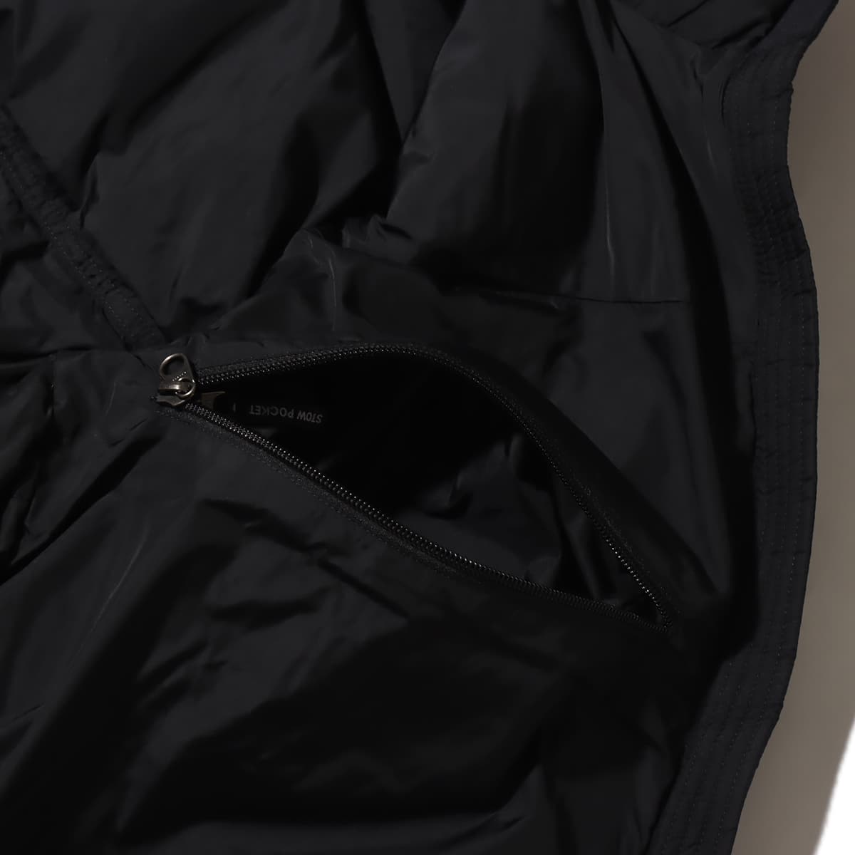 THE NORTH FACE NUPTSE VEST BLACK 23FW-I