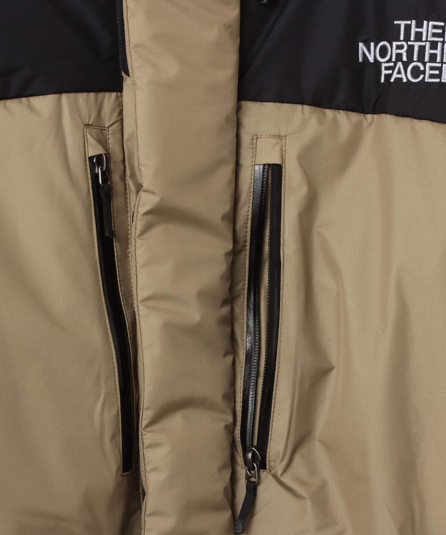 THE NORTH FACE Baltoro Light Jacket ブラックxクラシックカーキの画像