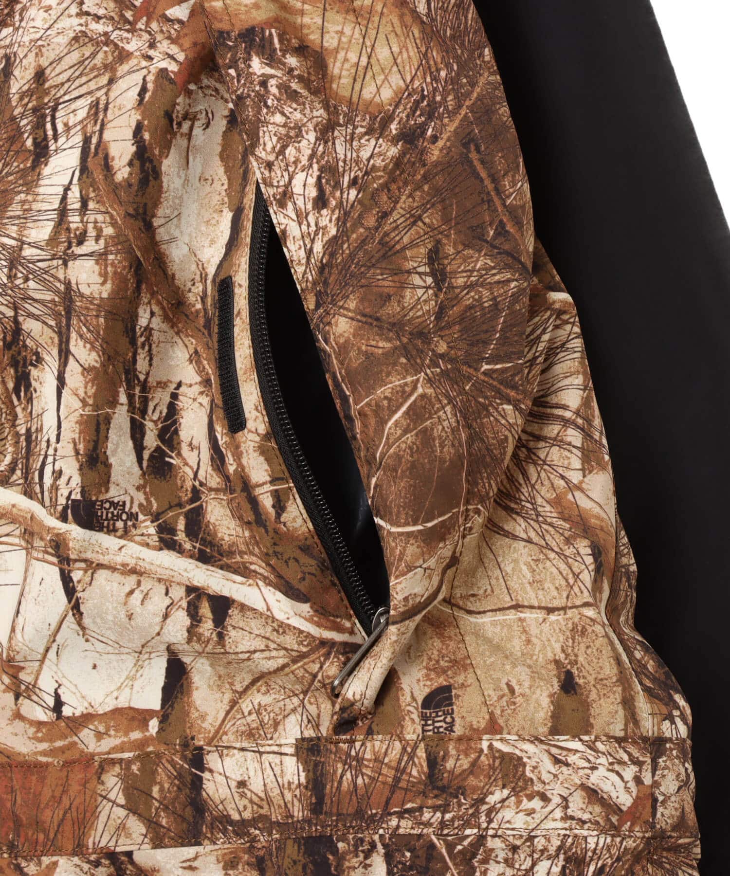 THE NORTH FACE Novelty Mountain Light Jacket フォレストフロアの画像