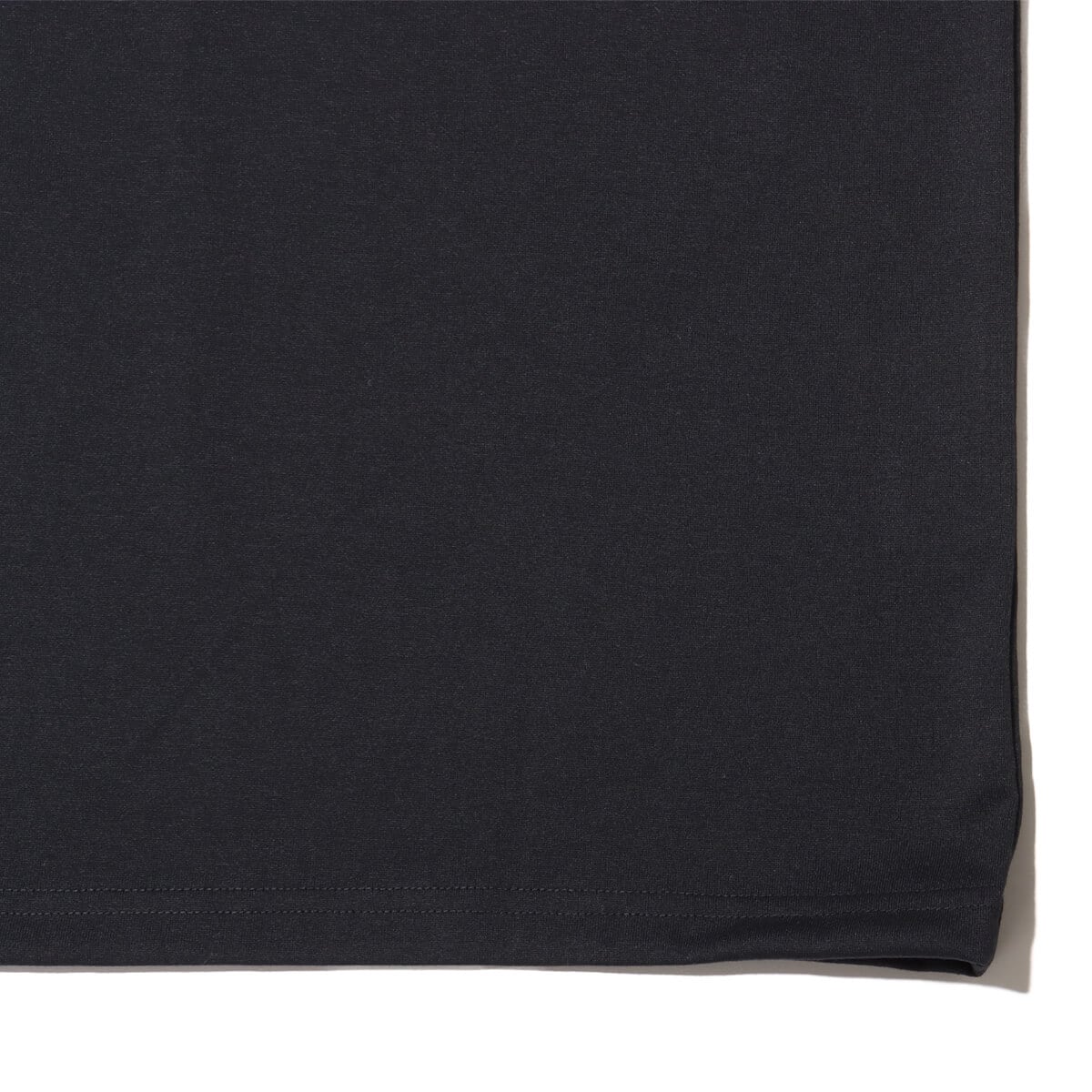 THE NORTH FACE S/S Square Mountain Logo Tee ブラックの画像