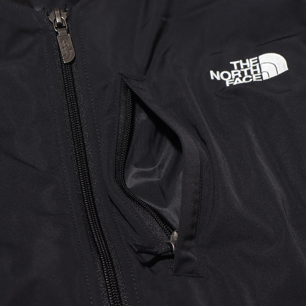 THE NORTH FACE INSULATION BOMBER JACKET BLACK 23FW-I